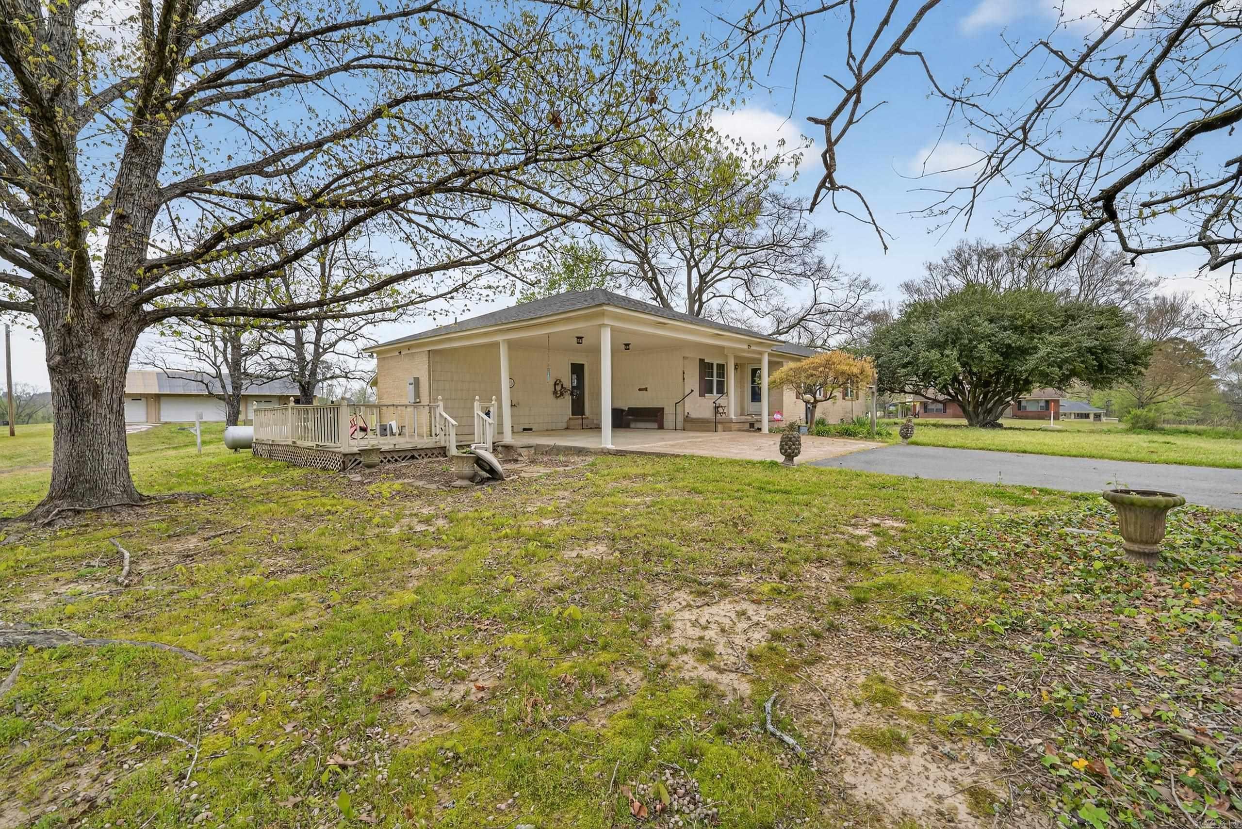 2058 Highway 7  Bismarck, AR