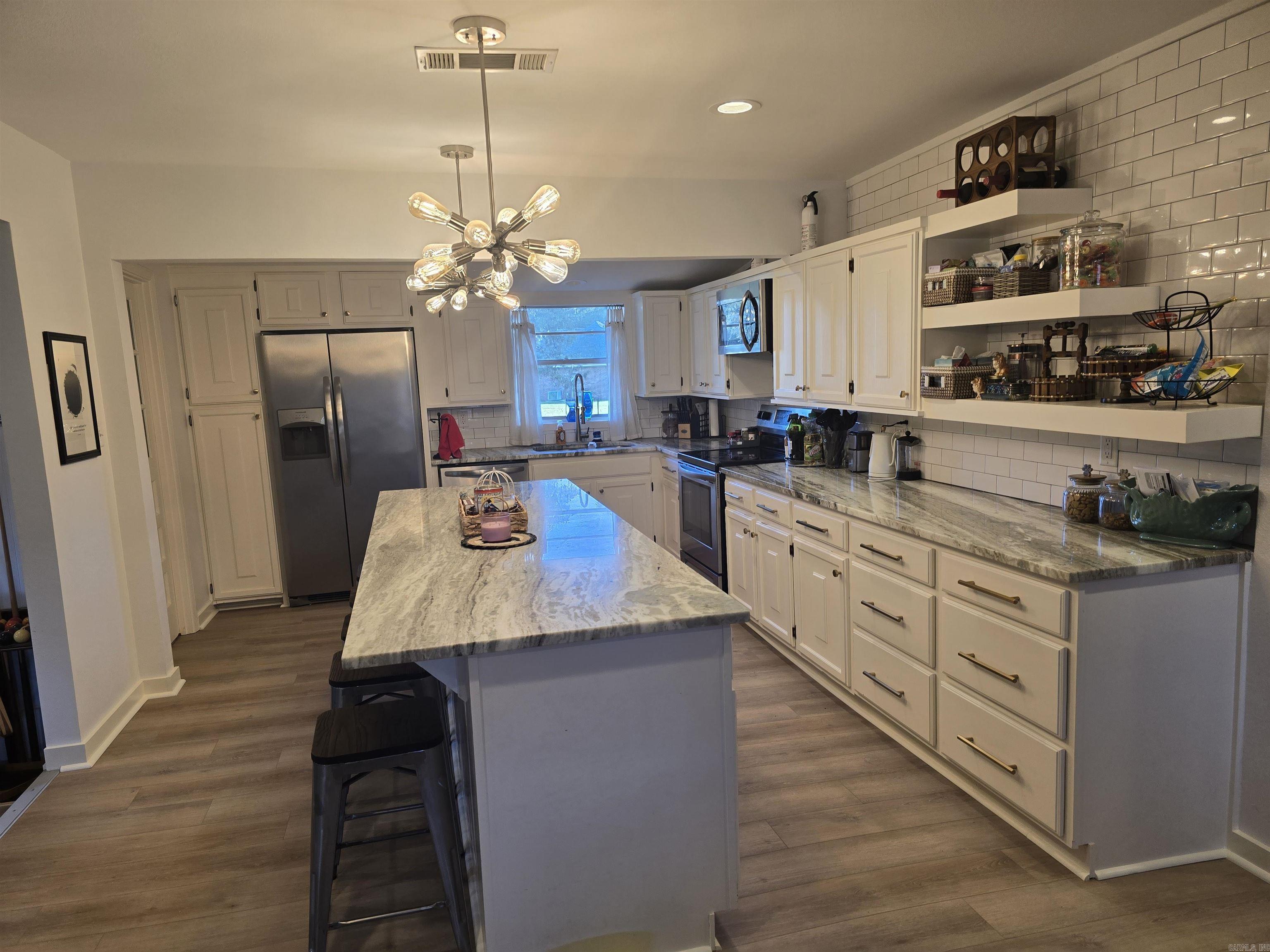 3801 W. Tyler  Conway, AR