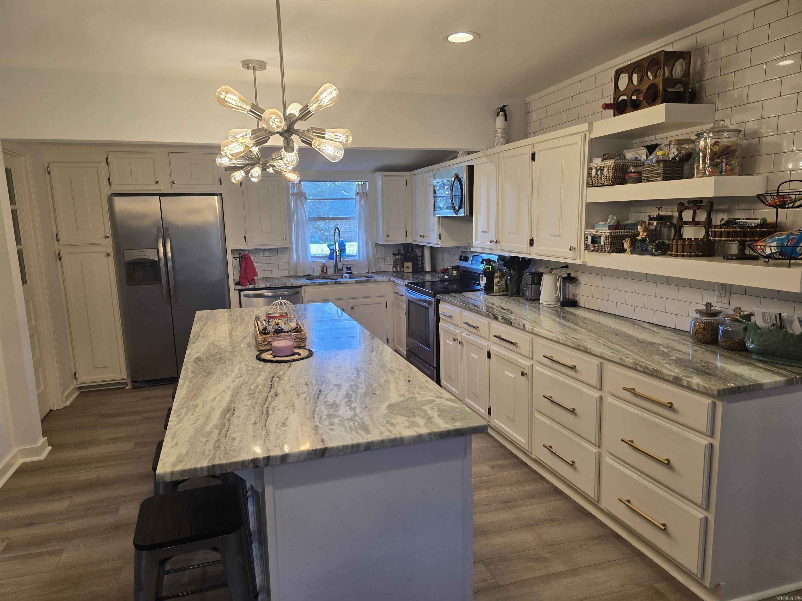 3801 W. Tyler  Conway, AR