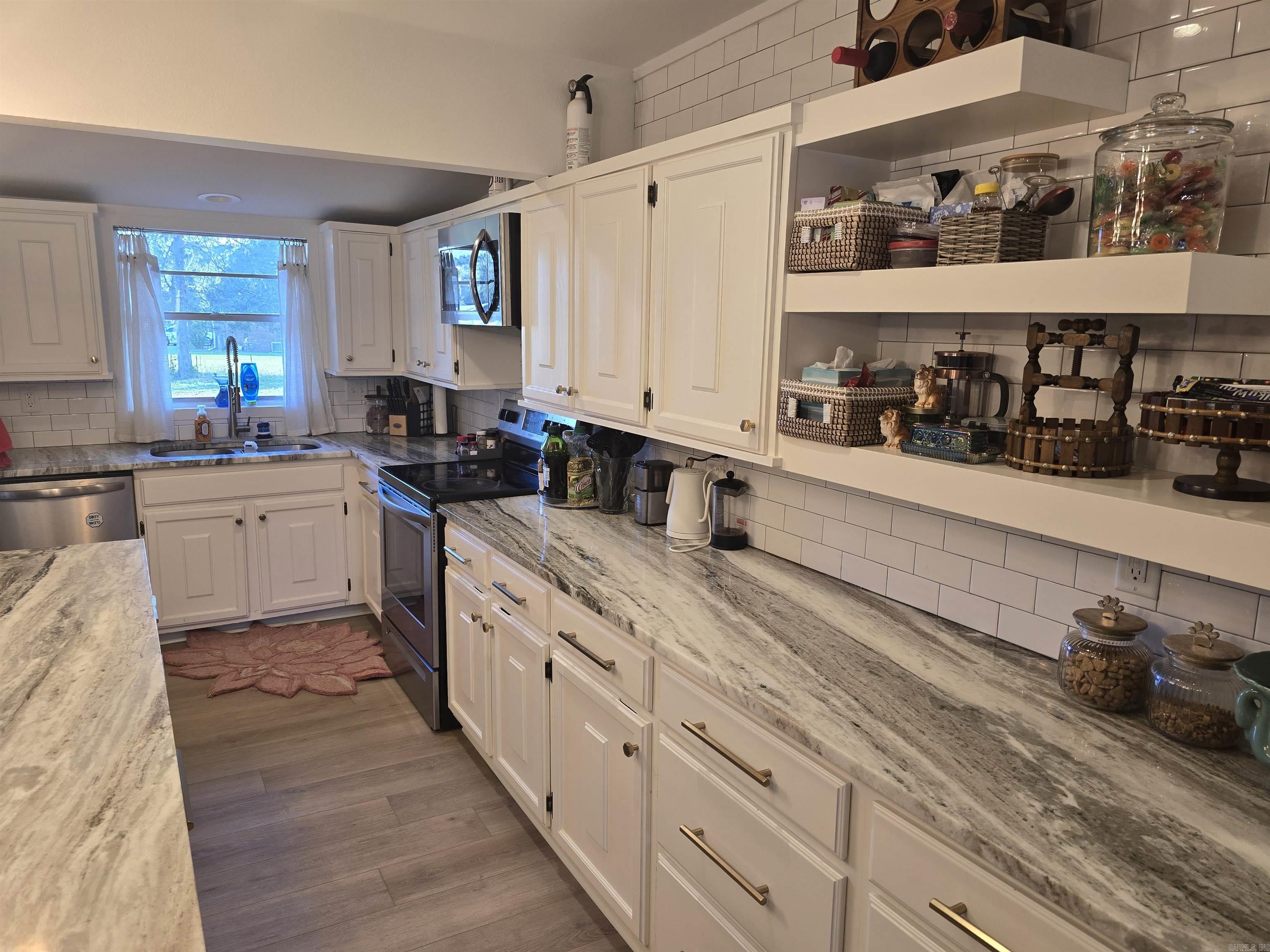 3801 W. Tyler  Conway, AR