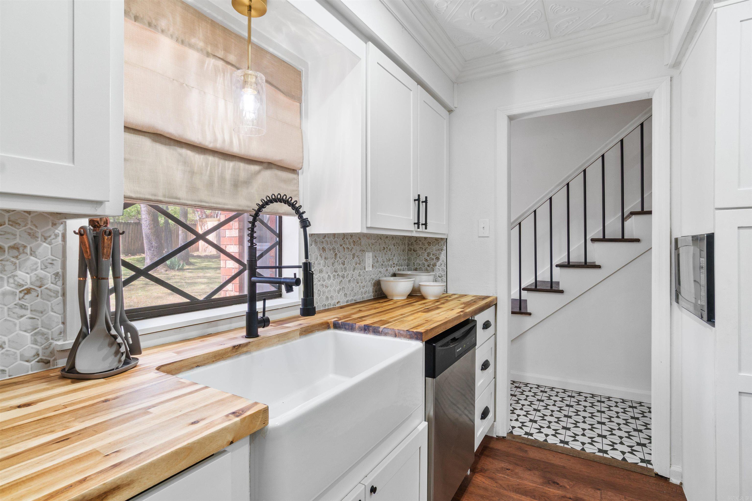 4412 Dawson Drive North Little Rock, AR 72116-7037