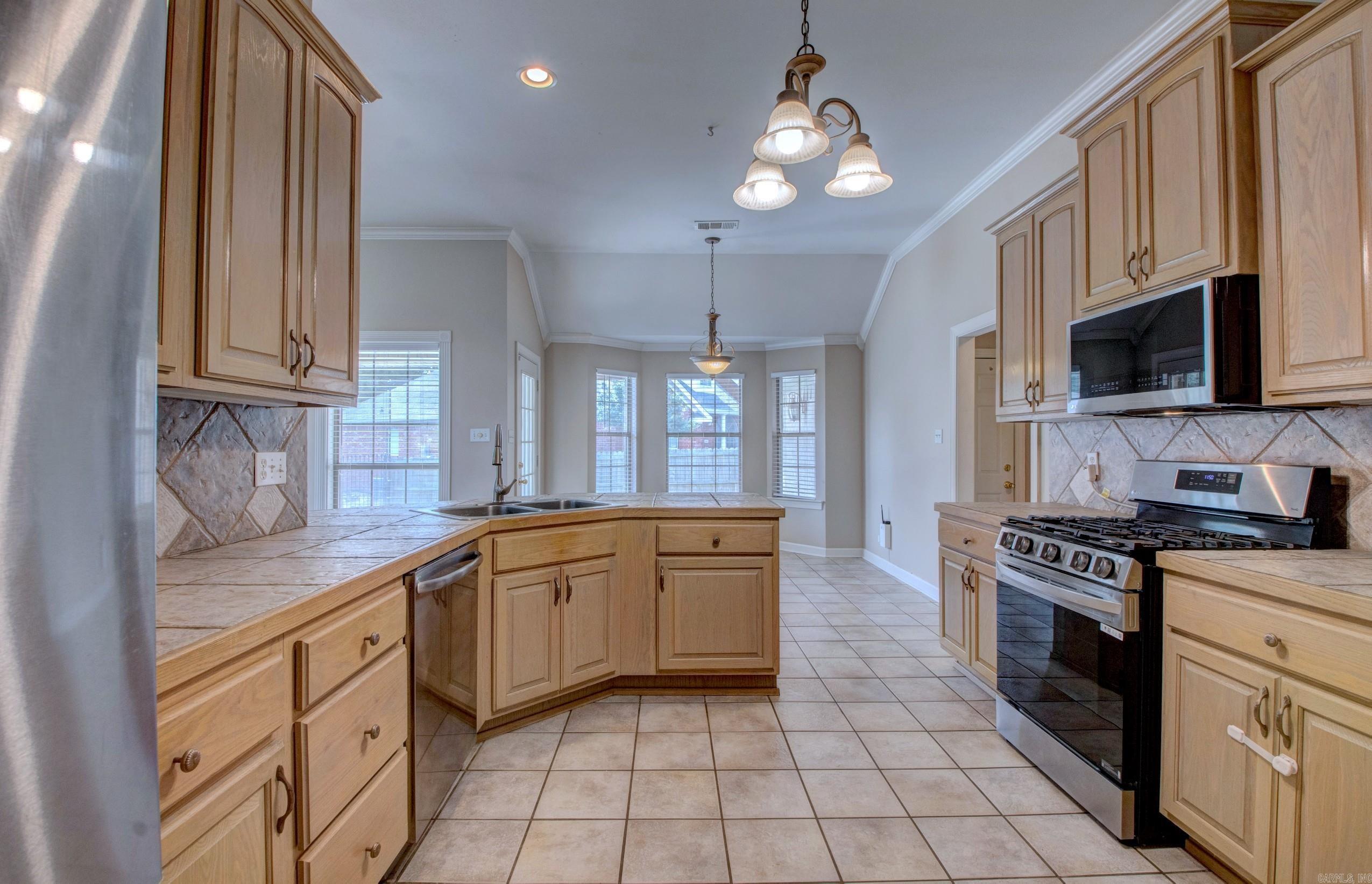 226 Country Club Parkway Maumelle, AR 72113