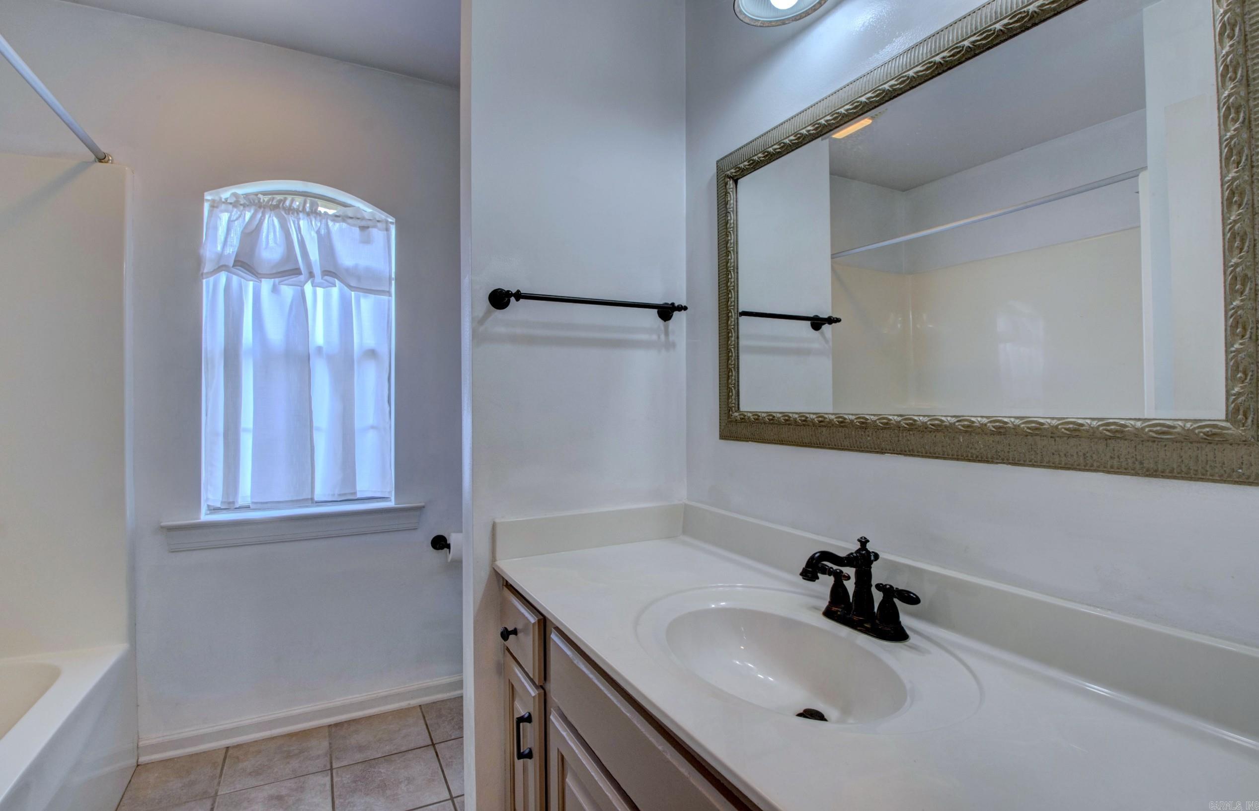 226 Country Club Parkway Maumelle, AR 72113