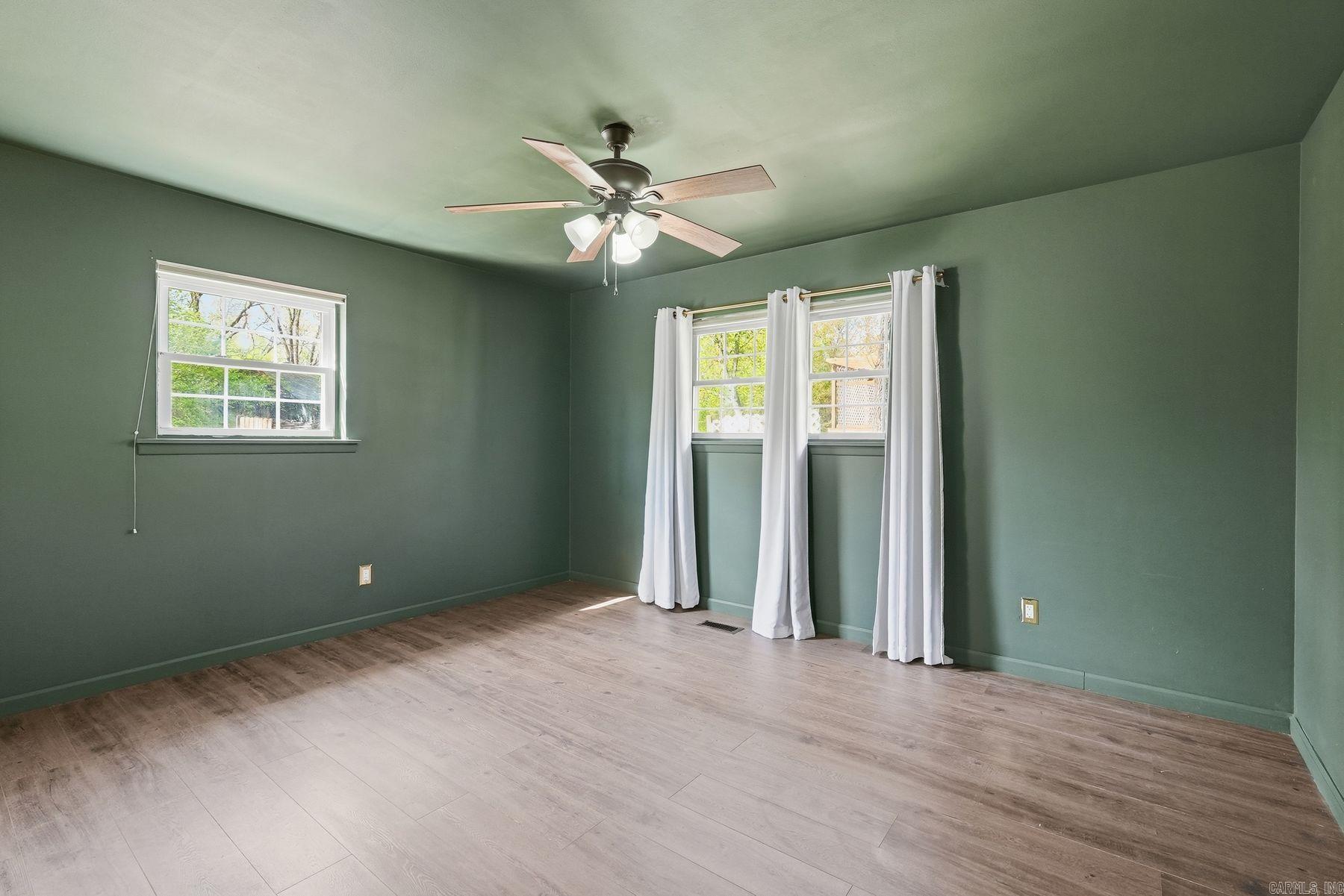 1026 S Claremont Ave Sherwood, AR 72120