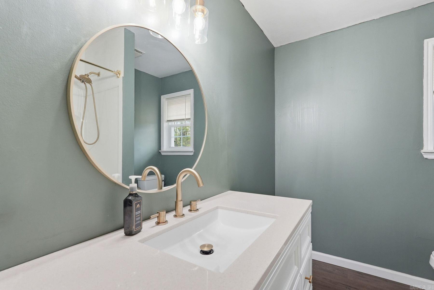 1026 S Claremont Ave Sherwood, AR 72120