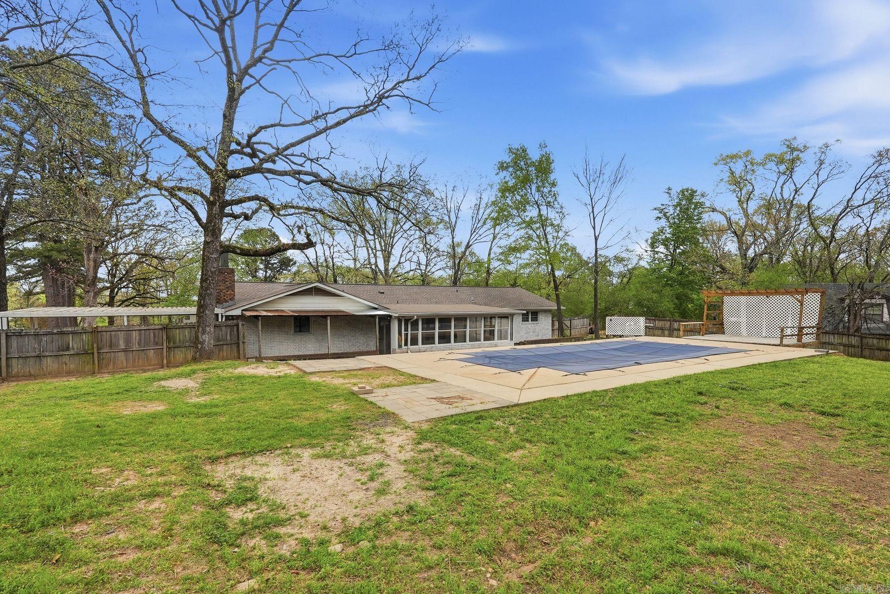 1026 S Claremont Ave Sherwood, AR 72120