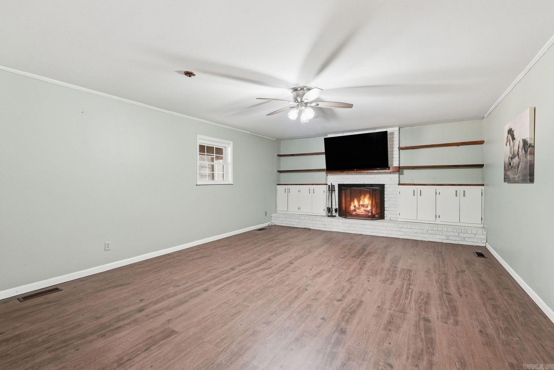 1026 S Claremont Ave Sherwood, AR 72120