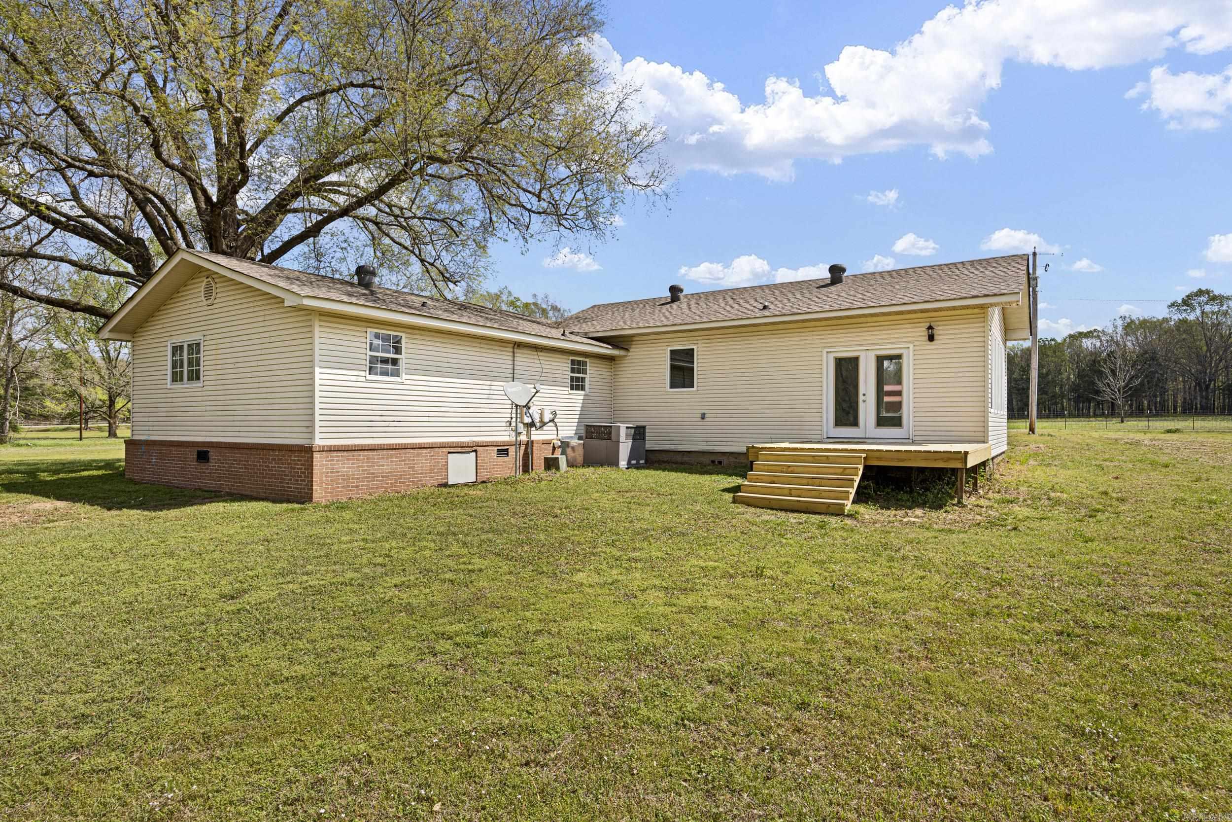 31 Crooked Pine  Morrilton, AR