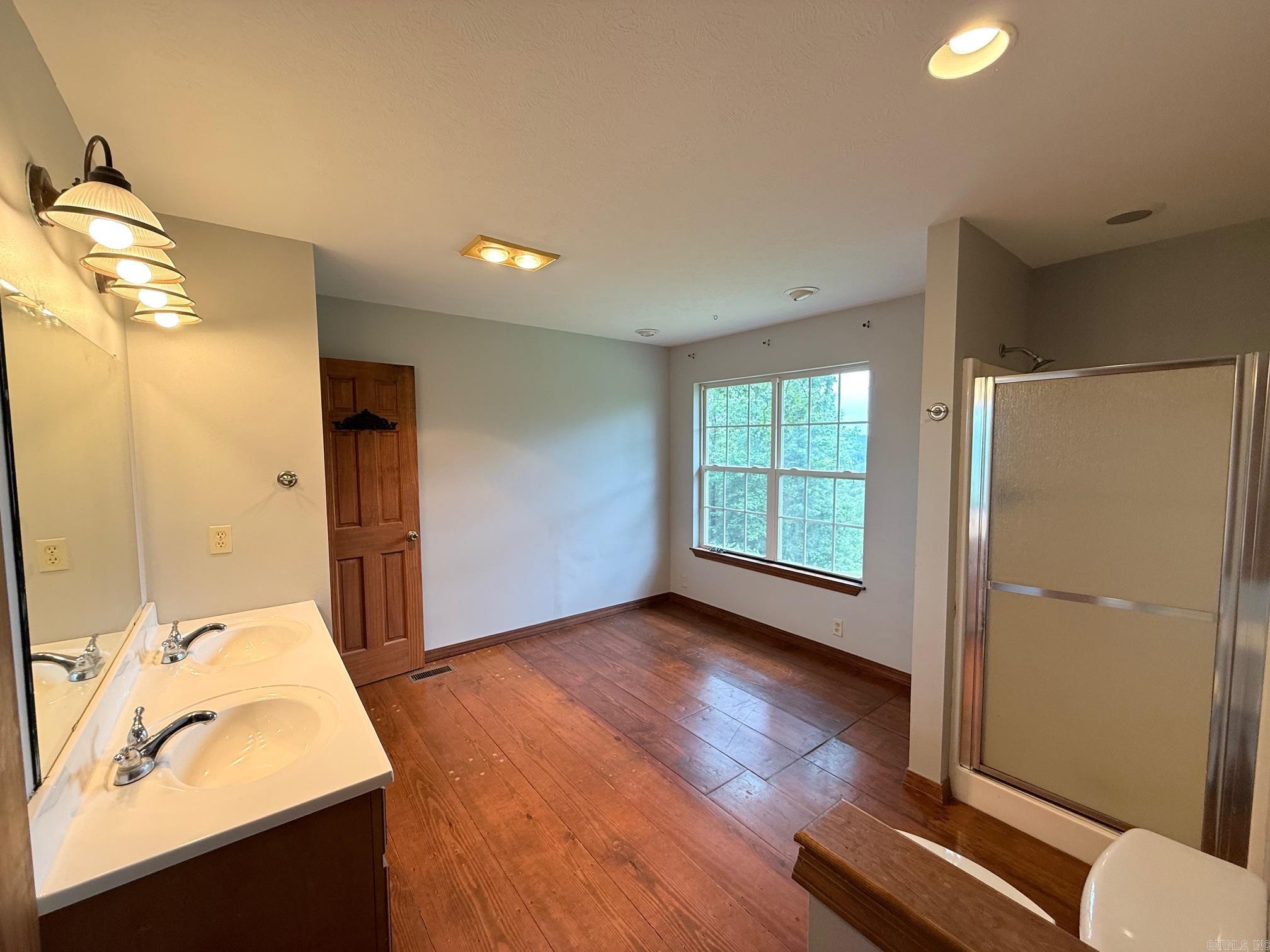 16350 HWY 110 Shirley, AR 72153