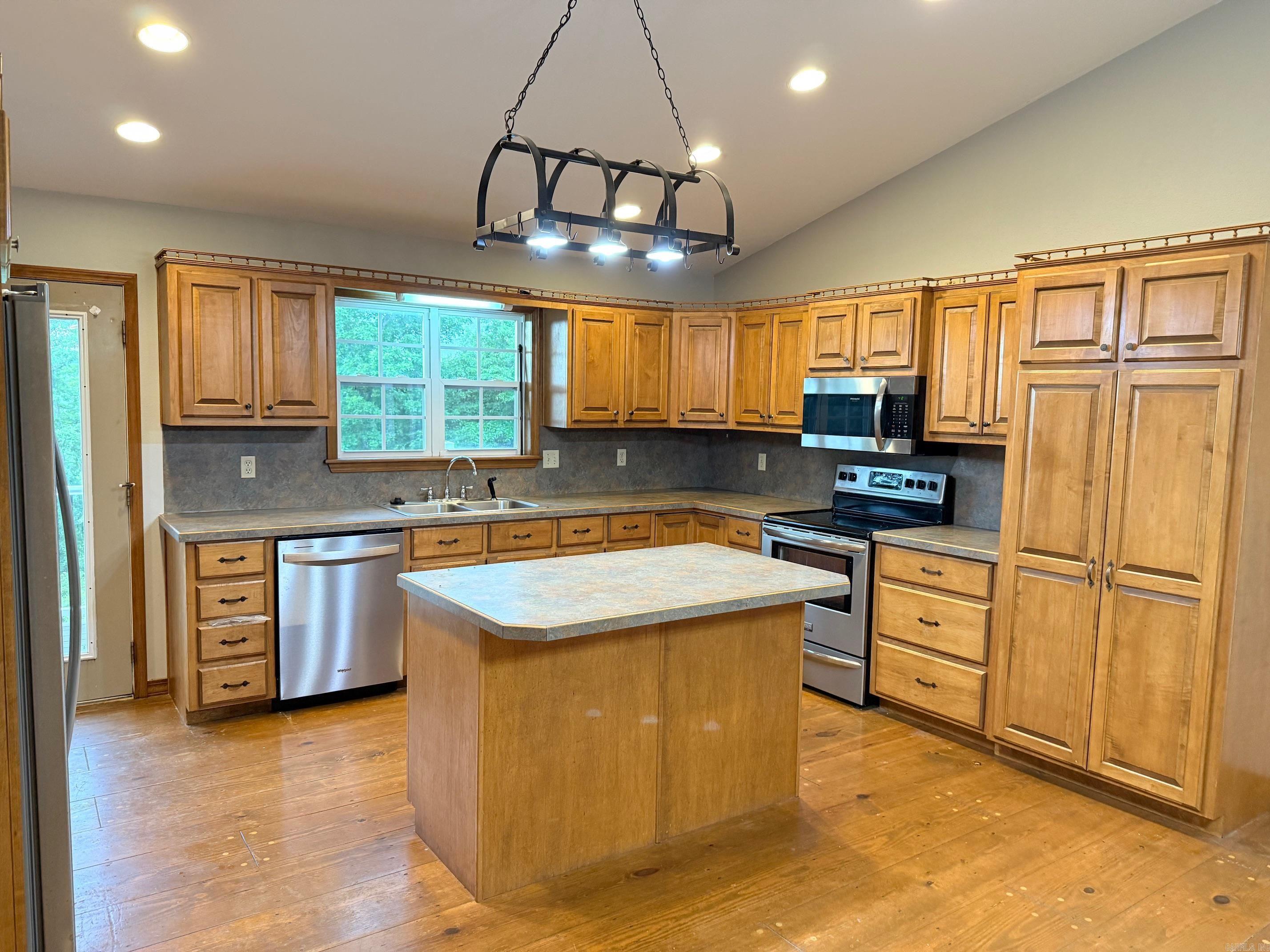 16350 HWY 110 Shirley, AR 72153