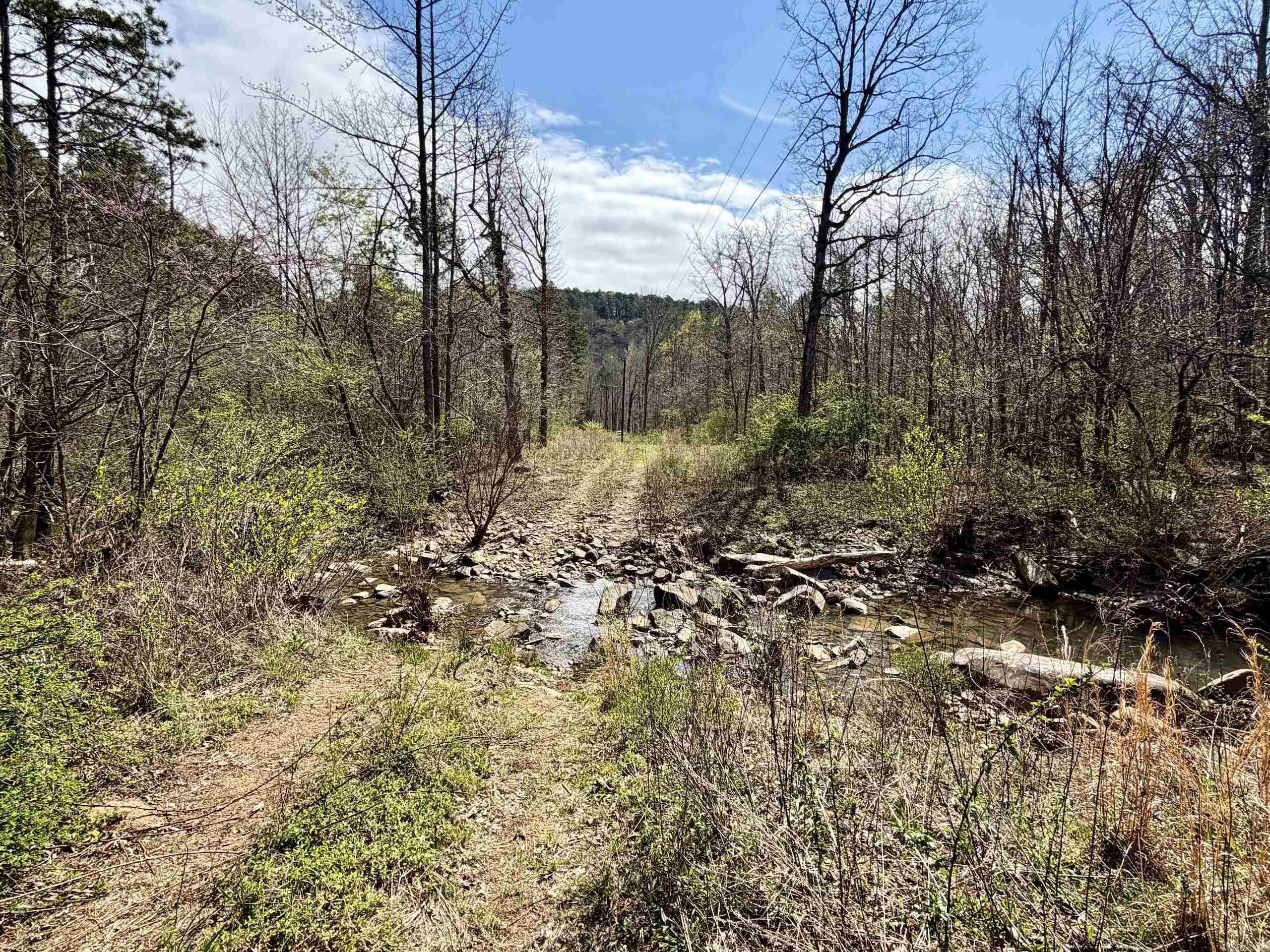 000 Fayette Road  Clinton, AR