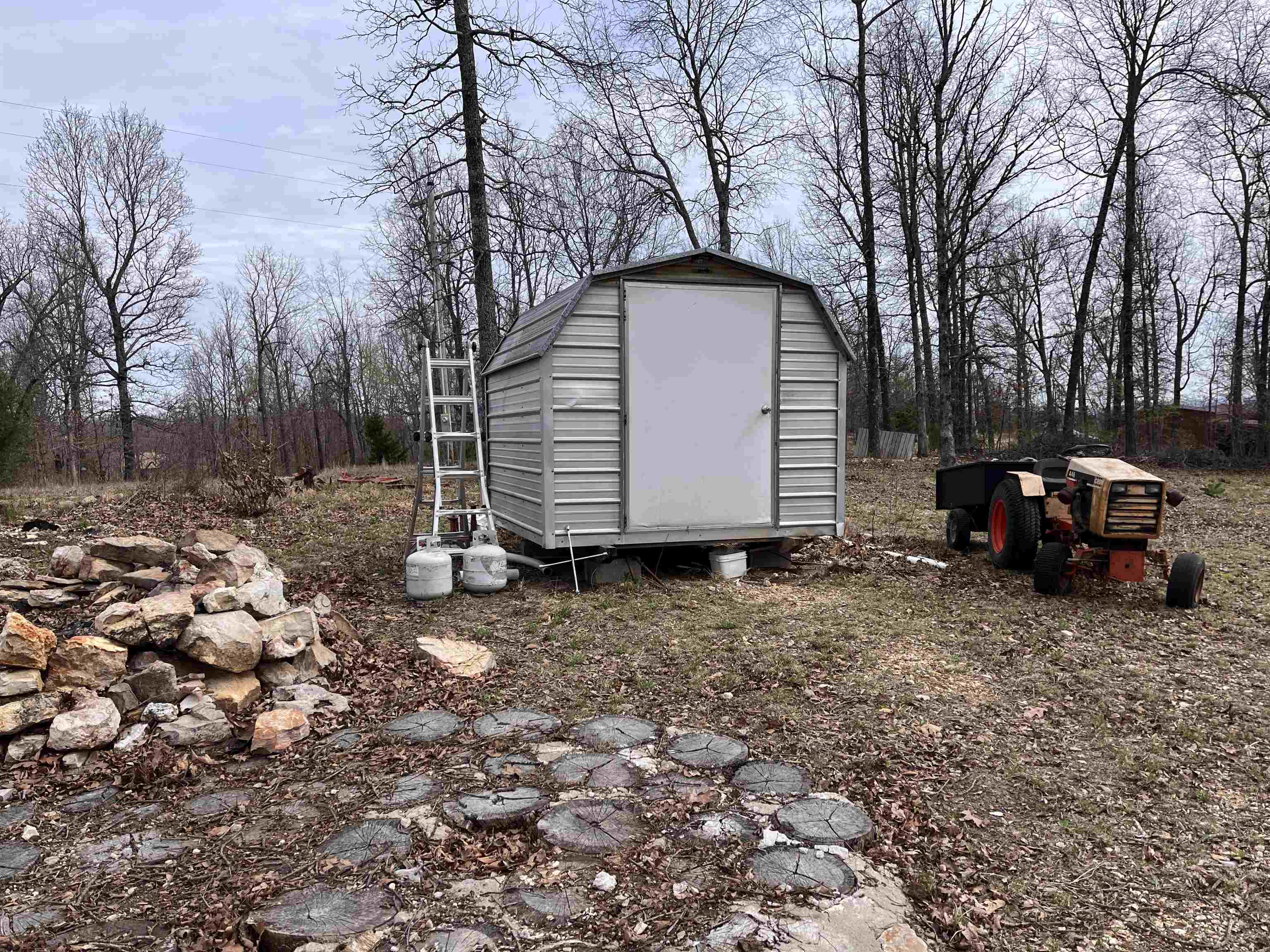 1170 county road 255 Thayer, MO 65791-9999