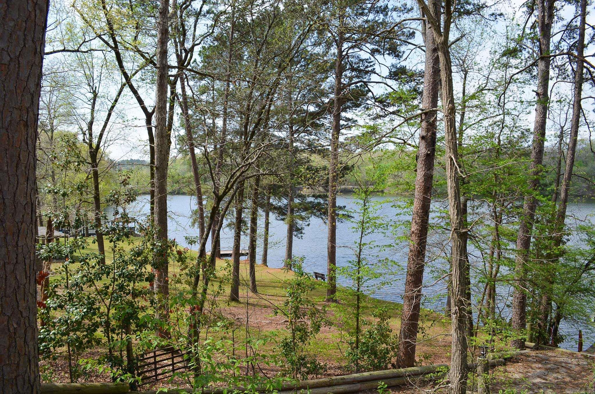 103 Bayshore Drive Magnet Cove, AR 72104