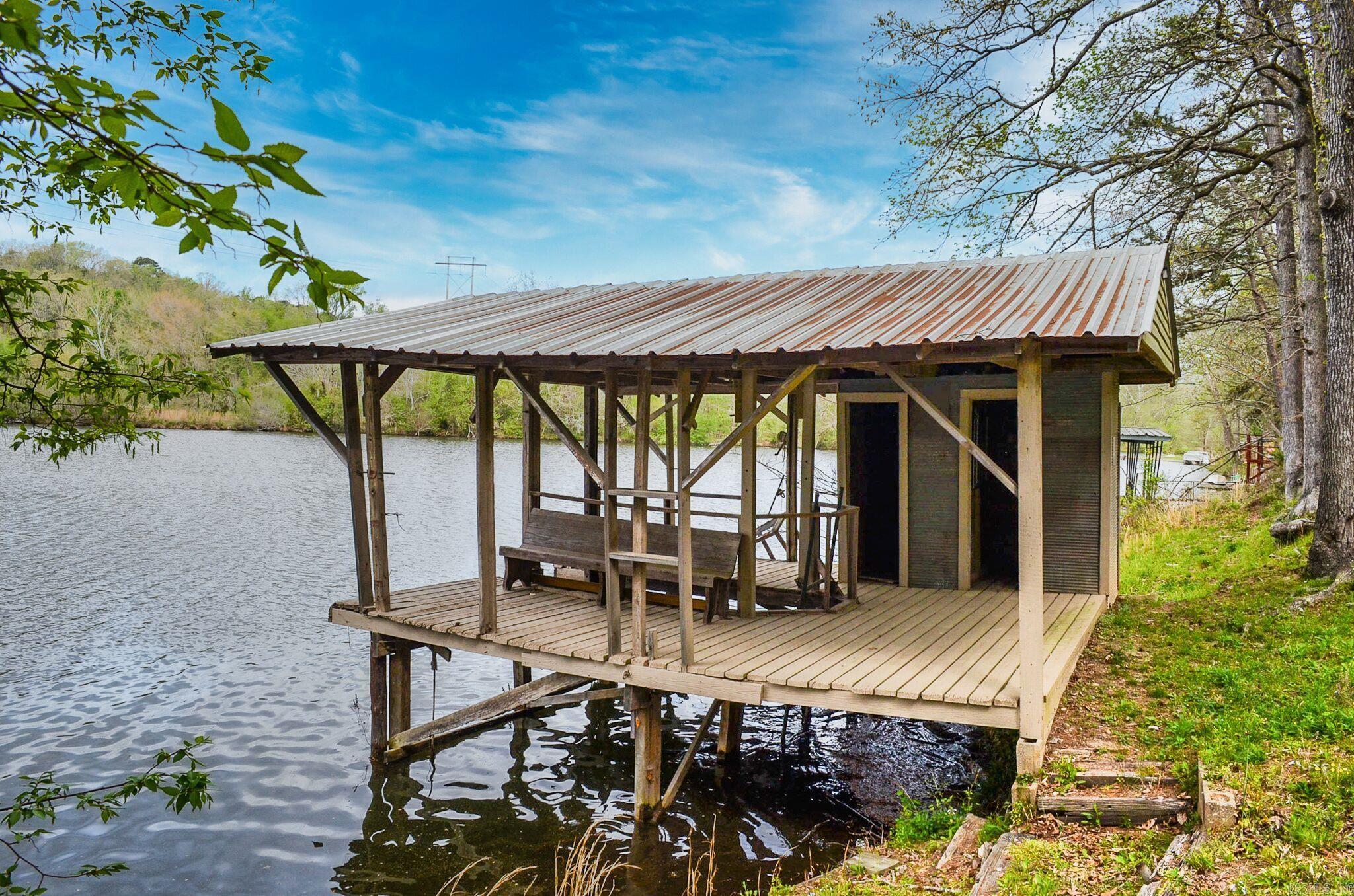 103 Bayshore Drive Magnet Cove, AR 72104