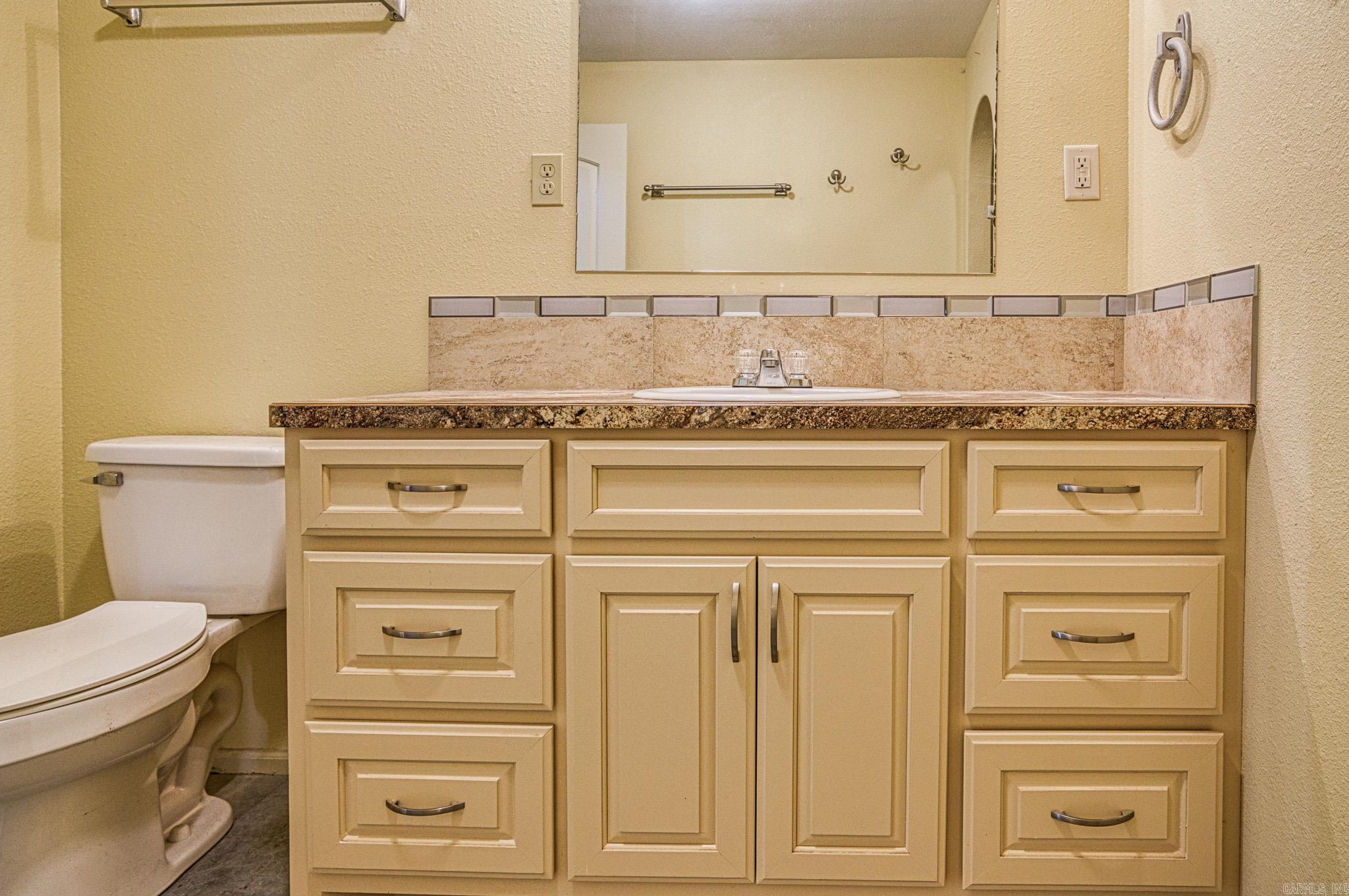 103 Bayshore Drive Magnet Cove, AR 72104