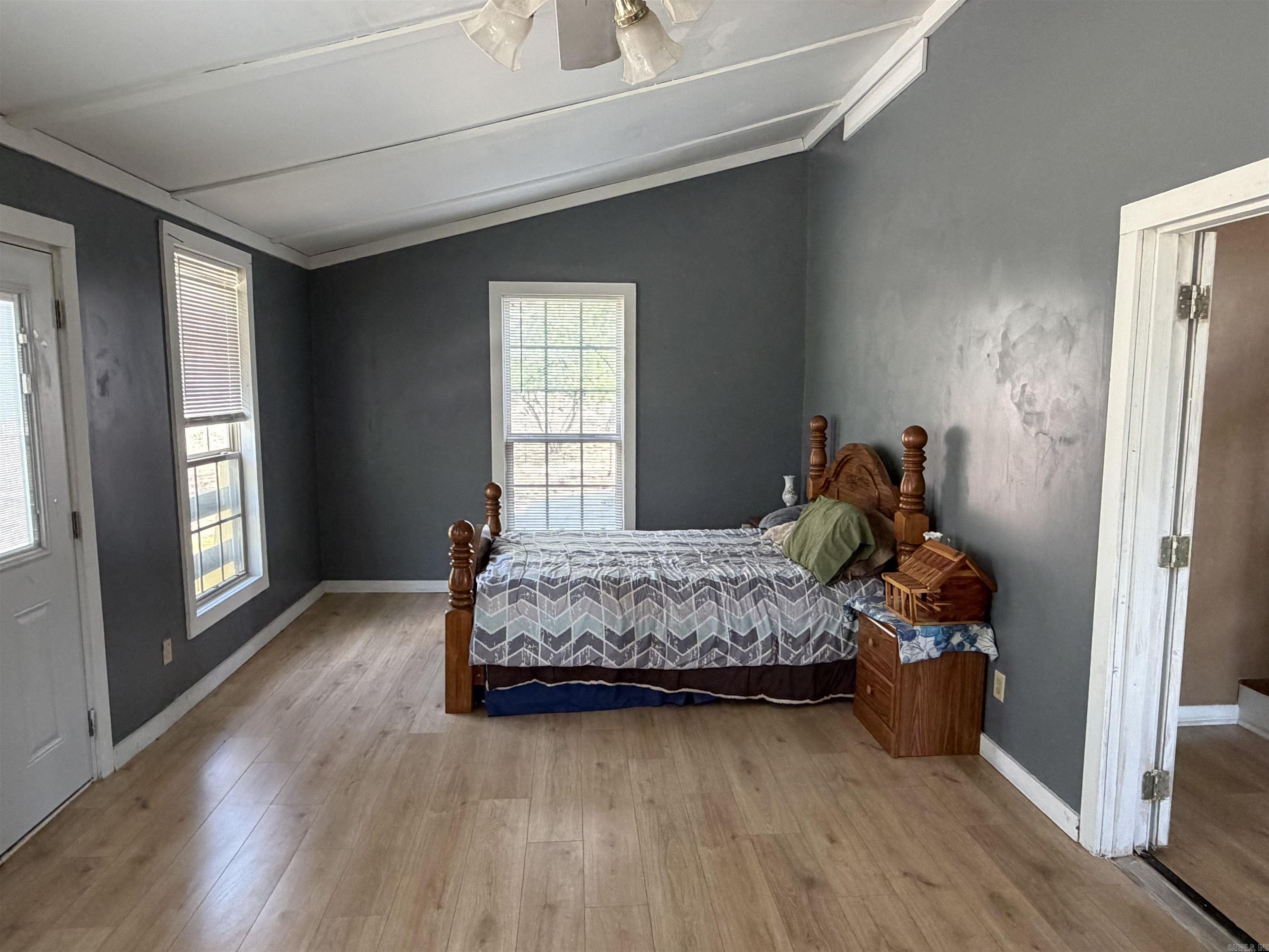 417 Old Military Rd  Conway, AR