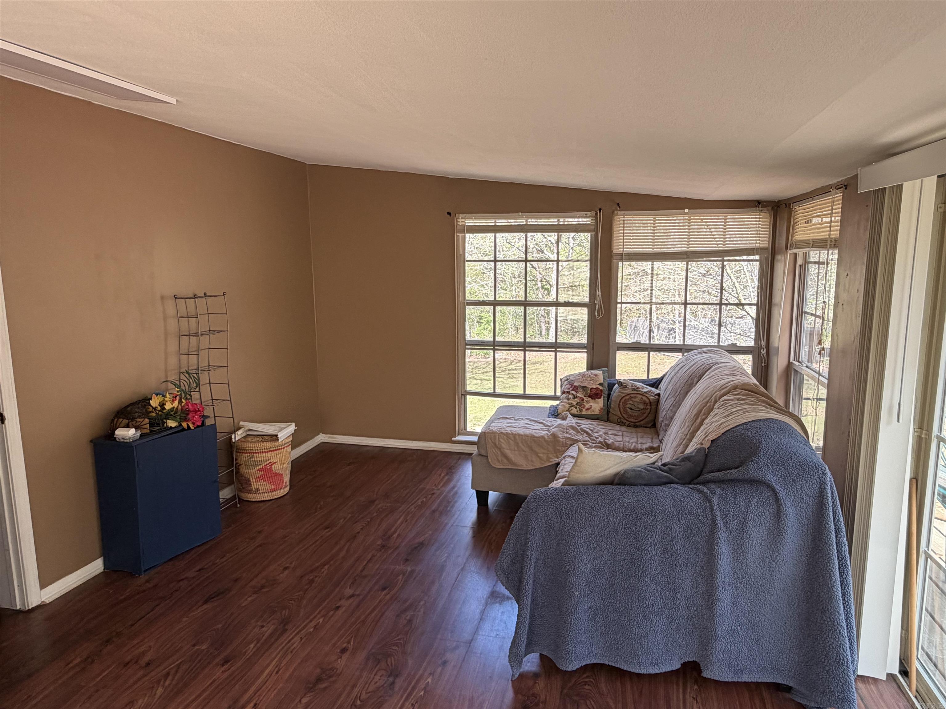 417 Old Military Rd  Conway, AR