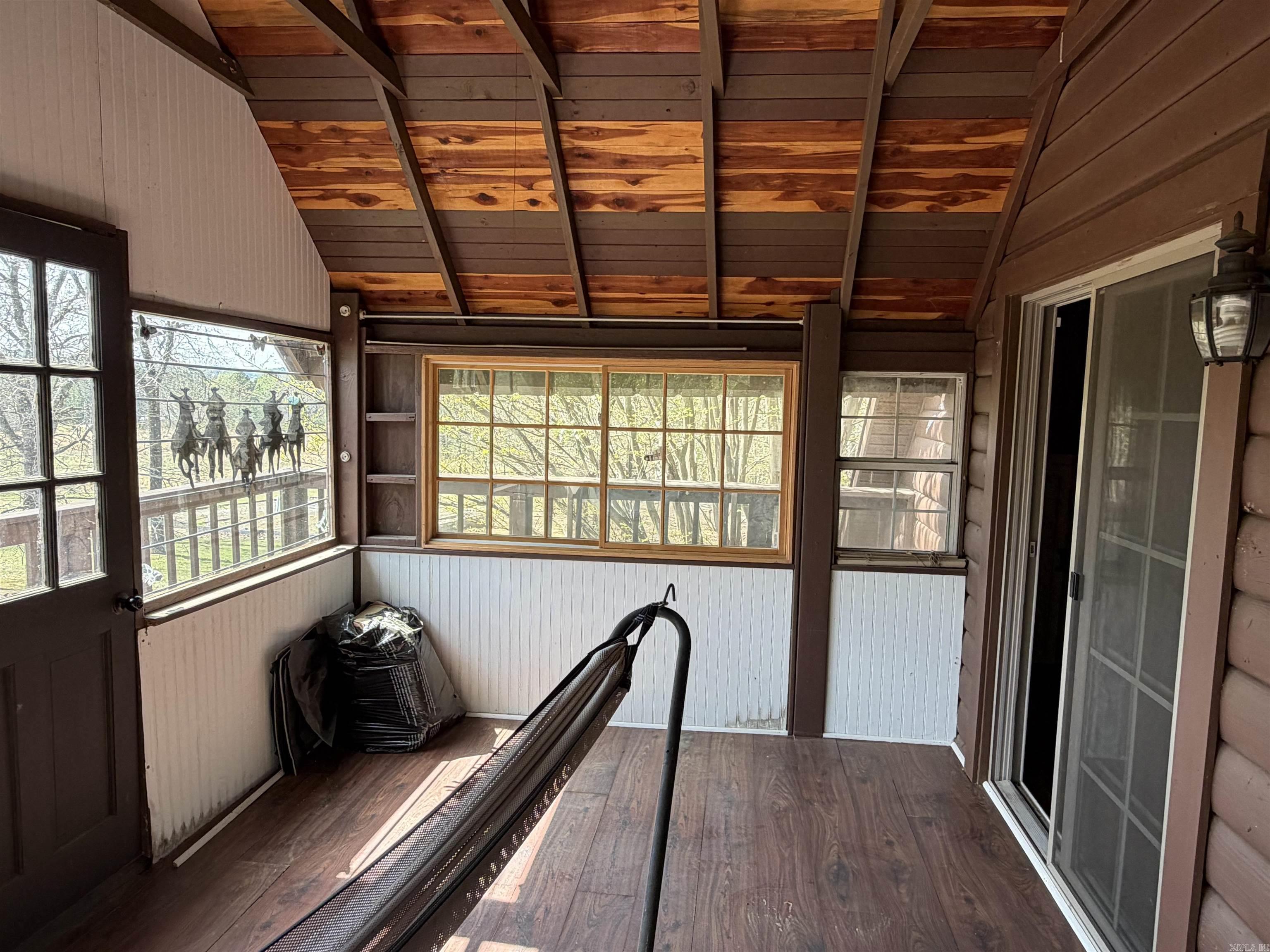 417 Old Military Rd  Conway, AR