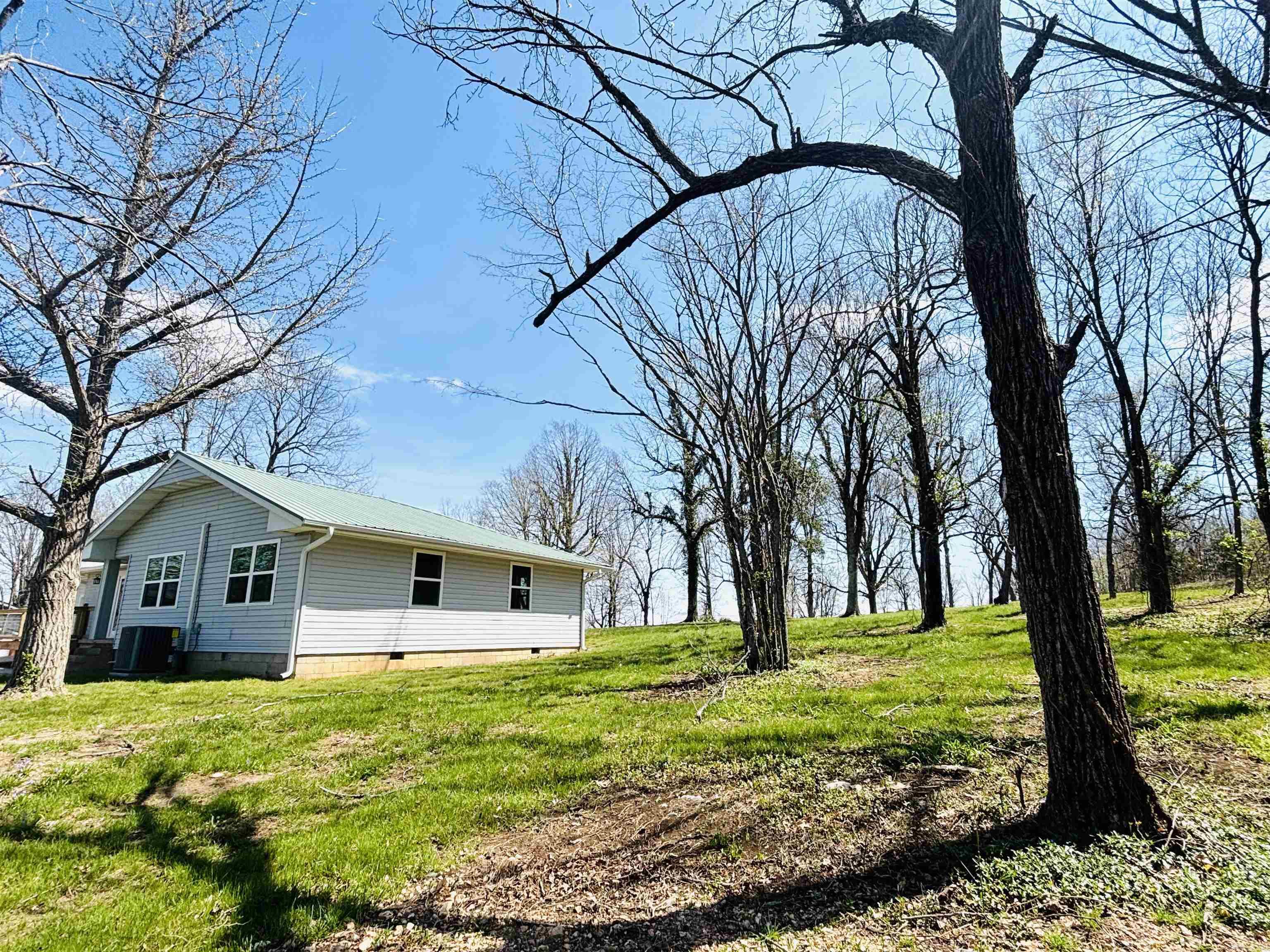 233 South Mountain  Marshall, AR