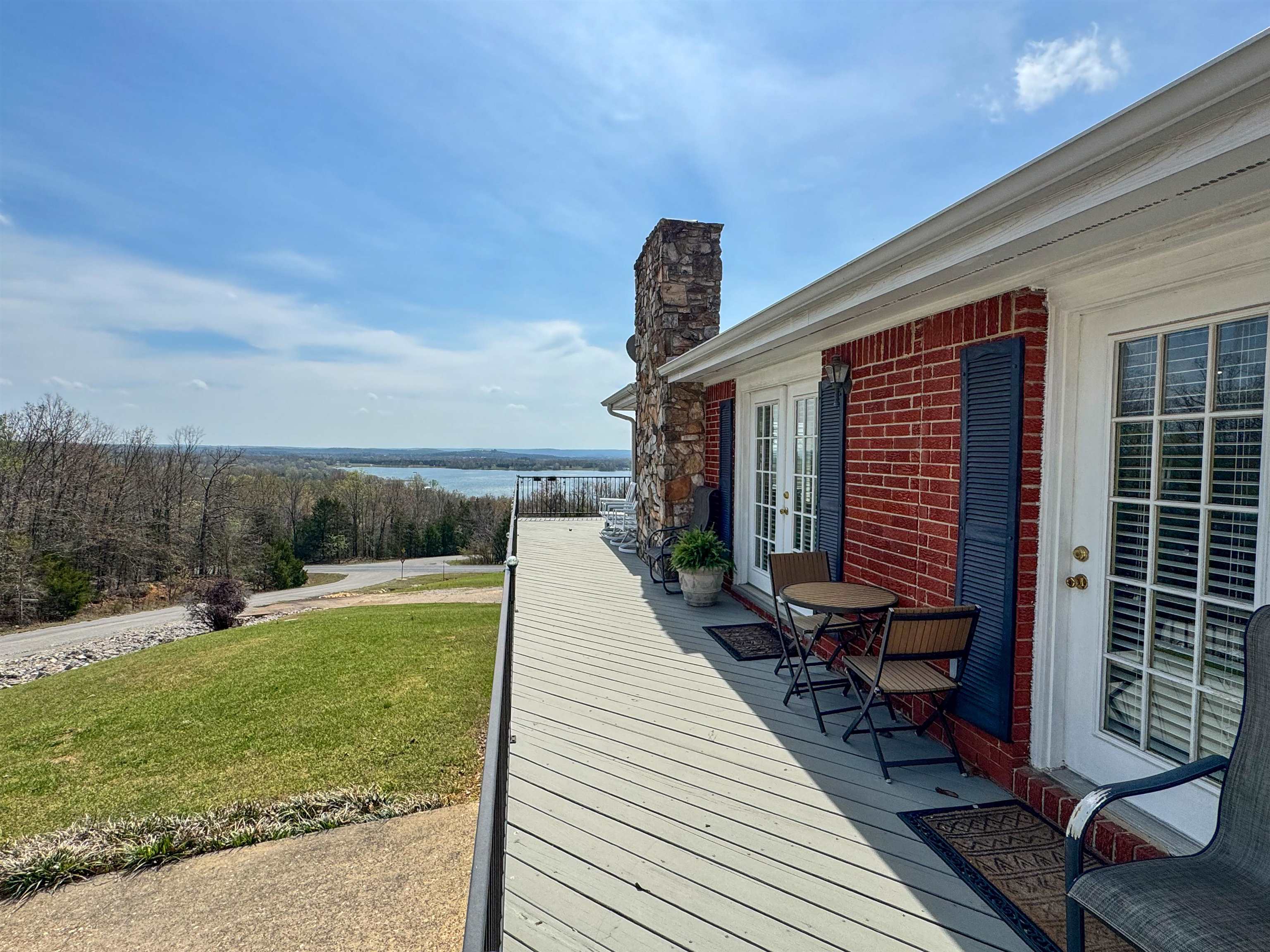 2009 Michigan Ave  Horseshoe Bend, AR