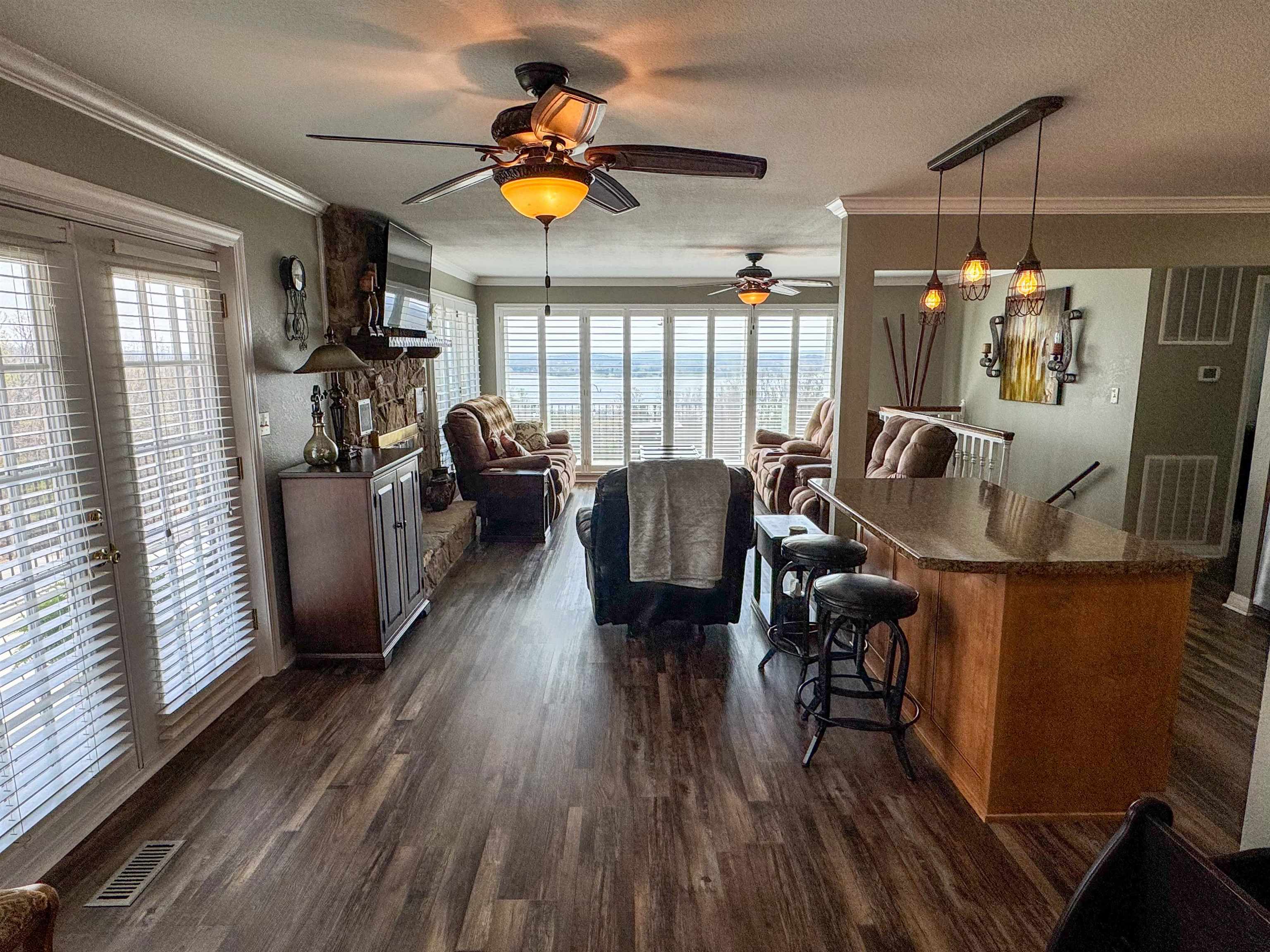 2009 Michigan Ave  Horseshoe Bend, AR