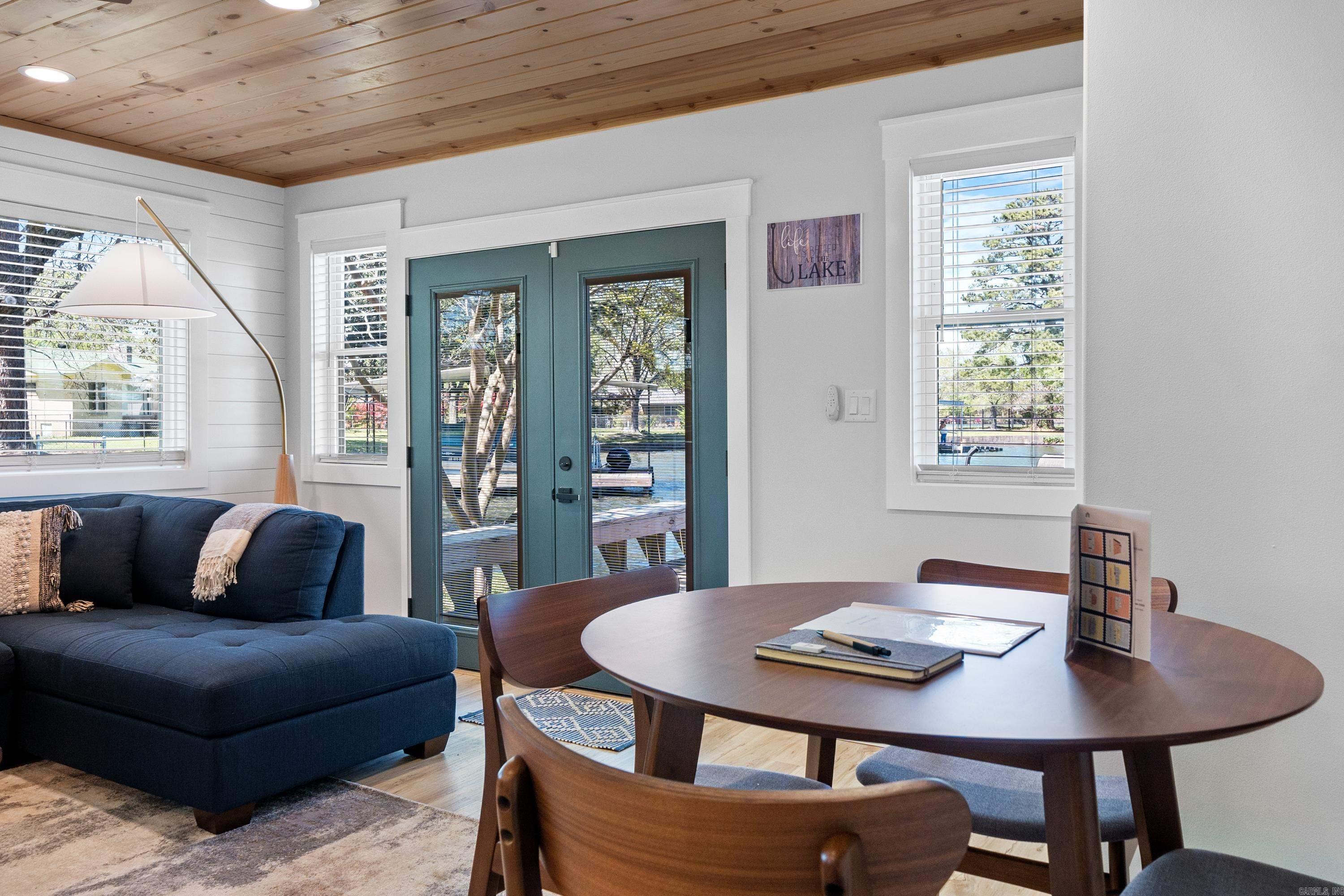 293 Long Beach Point Hot Springs, AR 71913