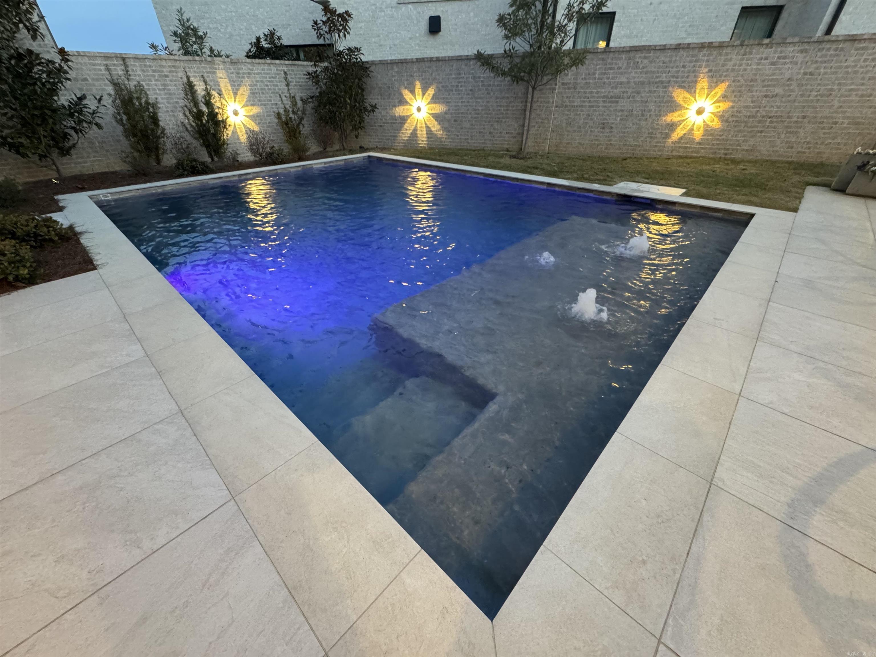 6 Hallen Court Little Rock, AR 72223