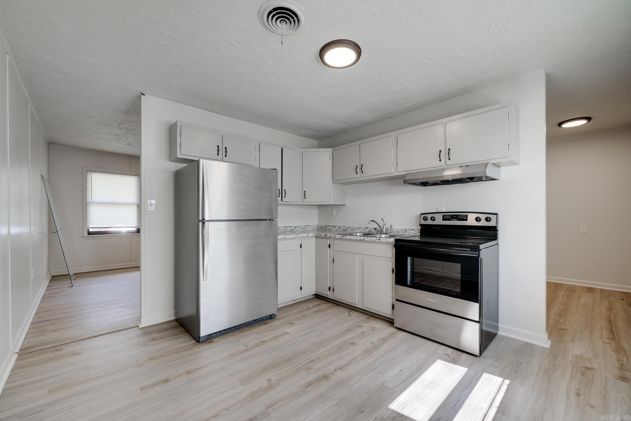 906 Edgehill  Benton, AR