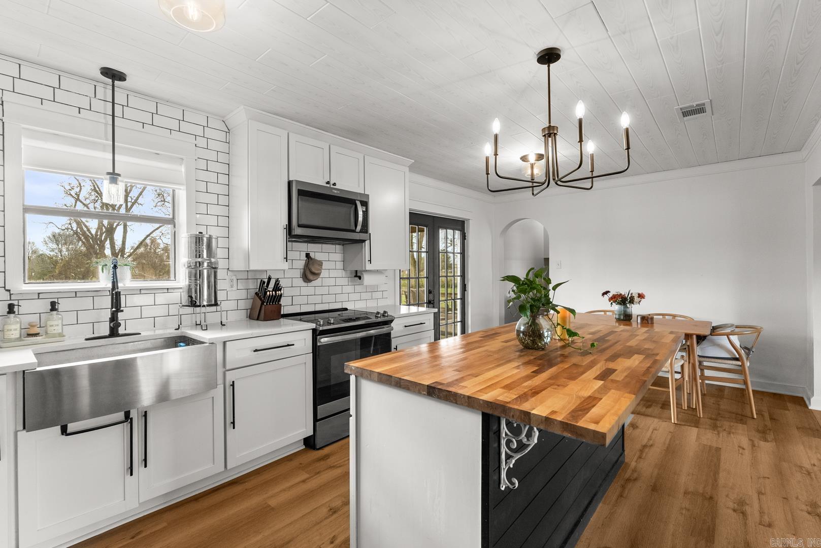 14420 Upper Steel Bend  Scott, AR