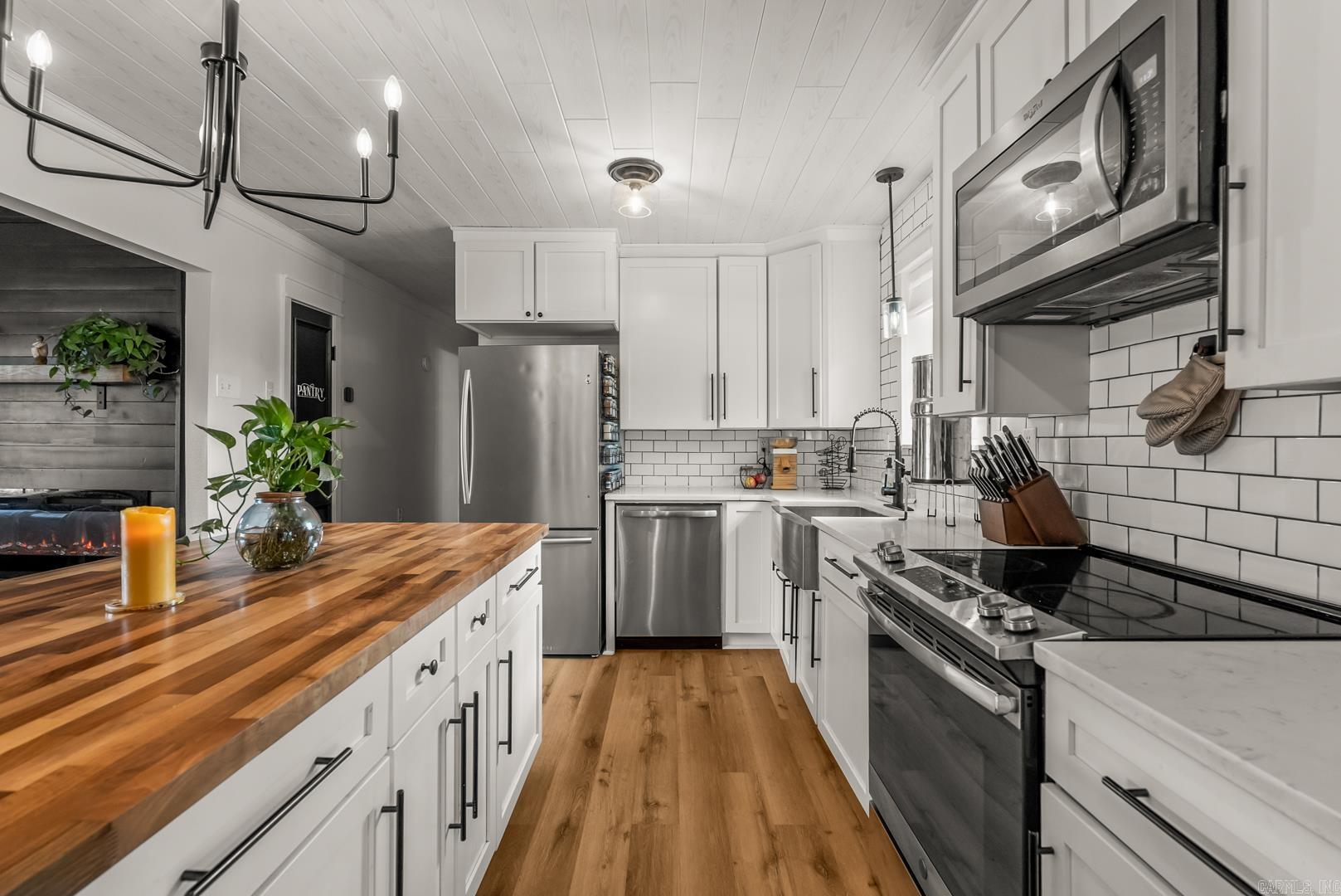 14420 Upper Steel Bend  Scott, AR