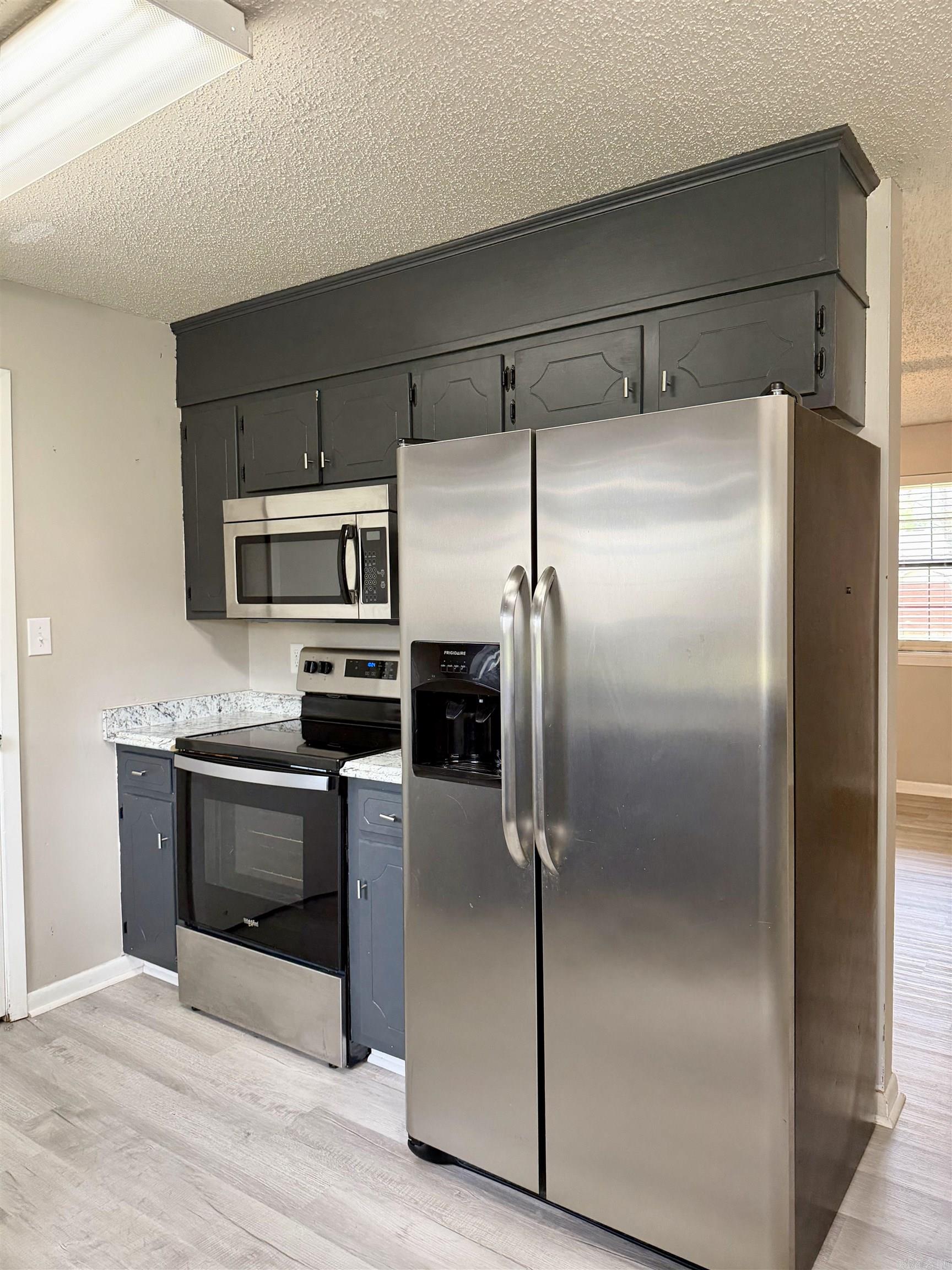 215 Joy Dr  Searcy, AR