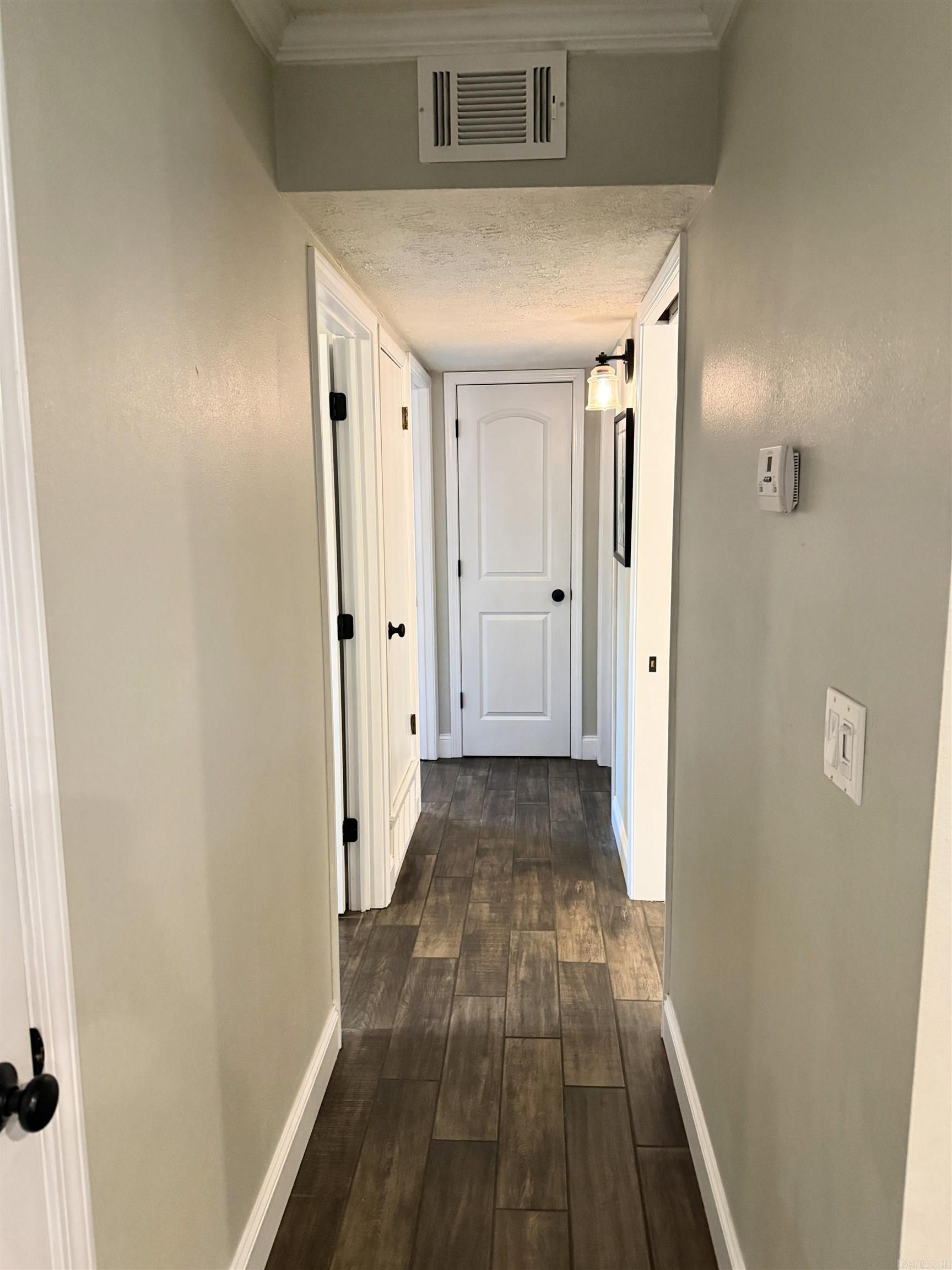 542 Jason St.  Clinton, AR