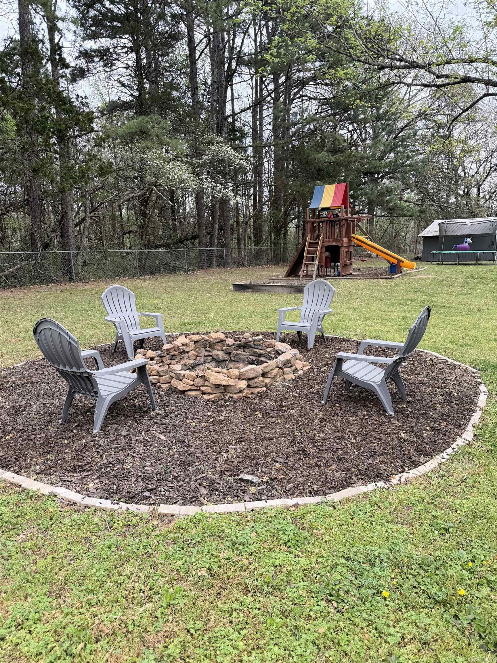 542 Jason St.  Clinton, AR