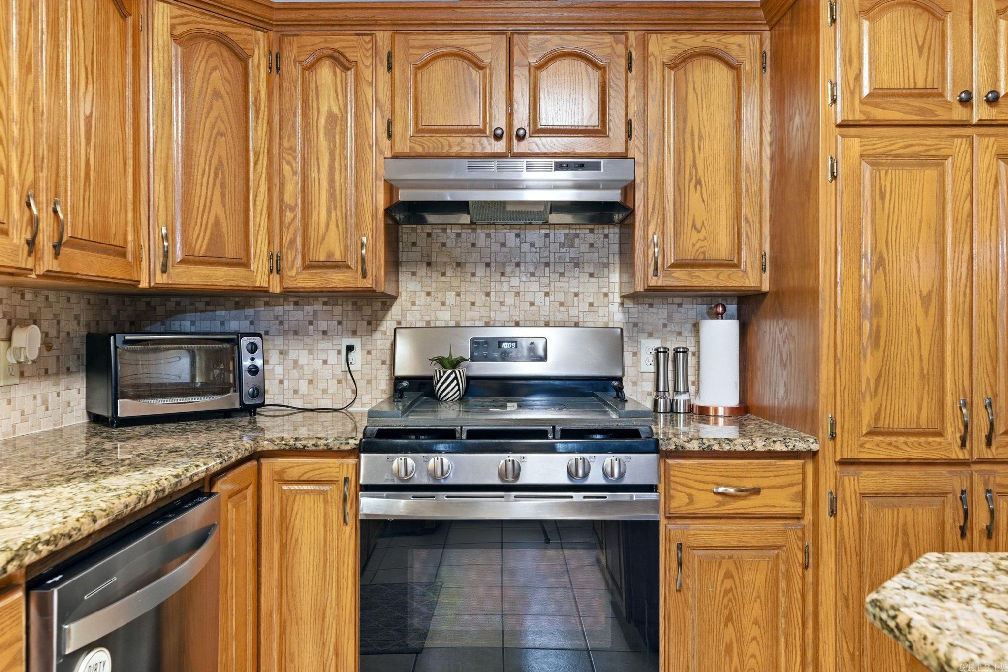 11901 Samples Road Alexander, AR 72002