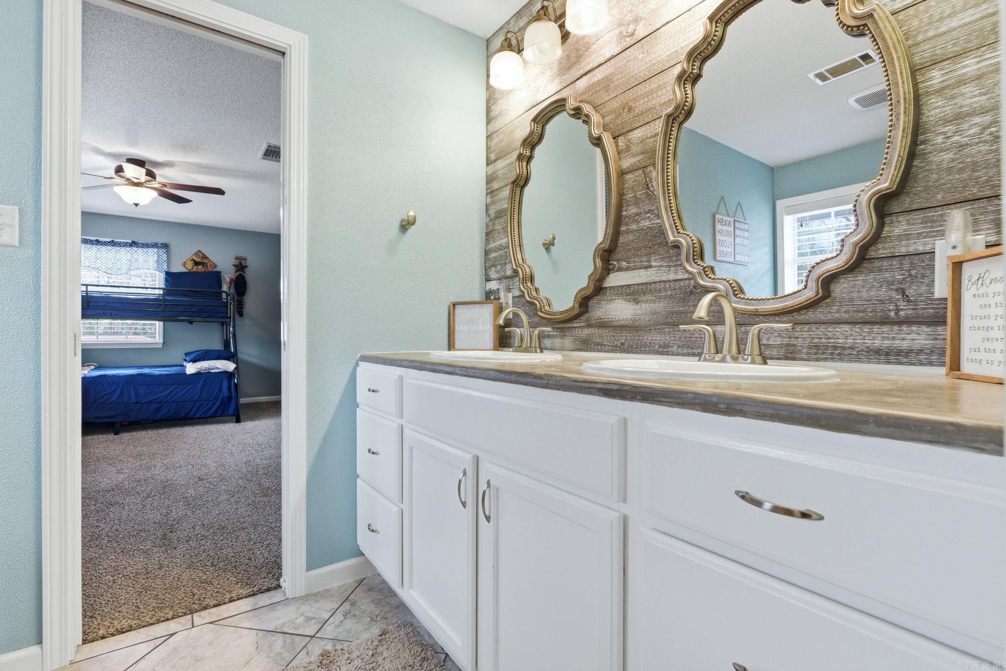 11901 Samples Road Alexander, AR 72002