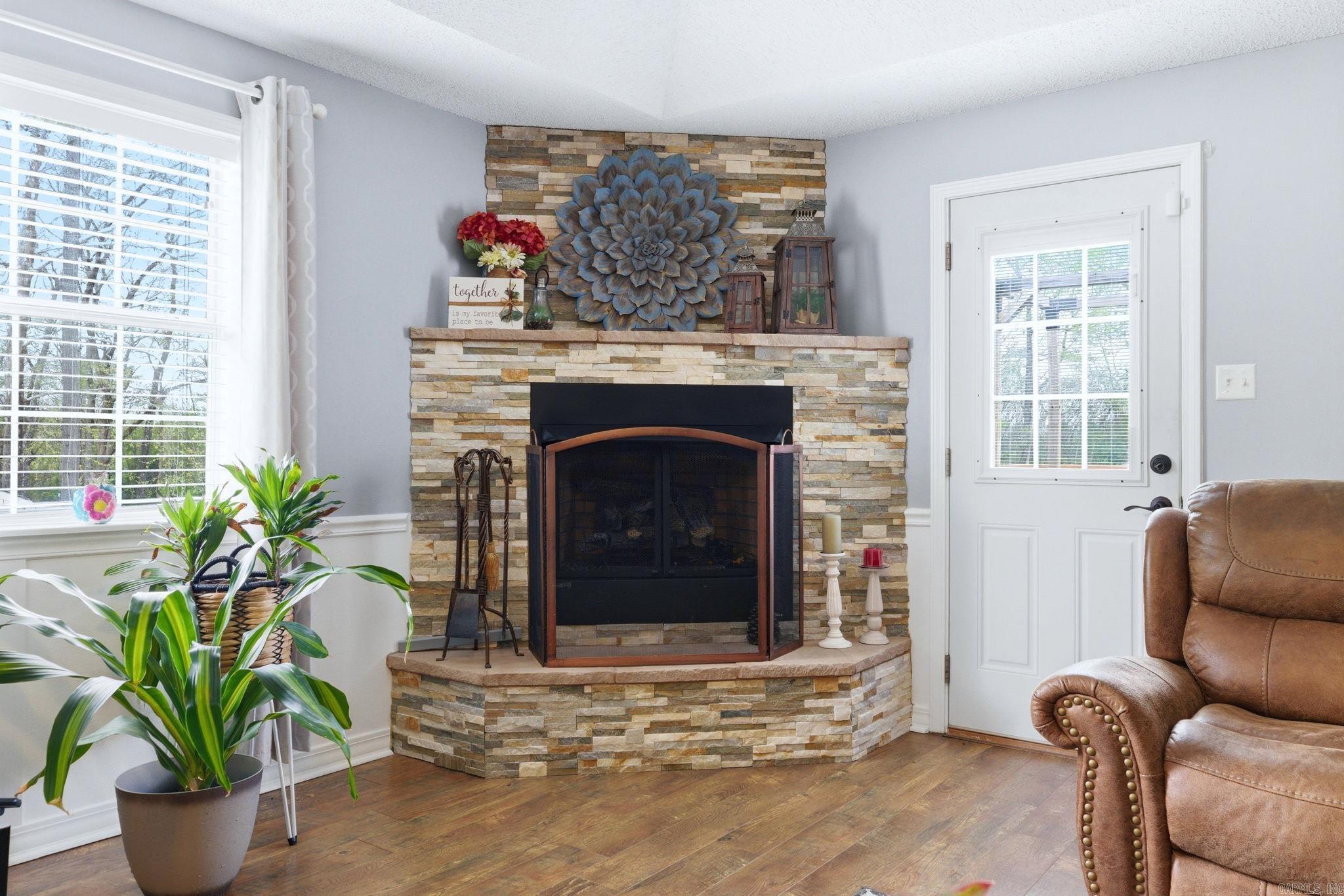 11901 Samples Road Alexander, AR 72002