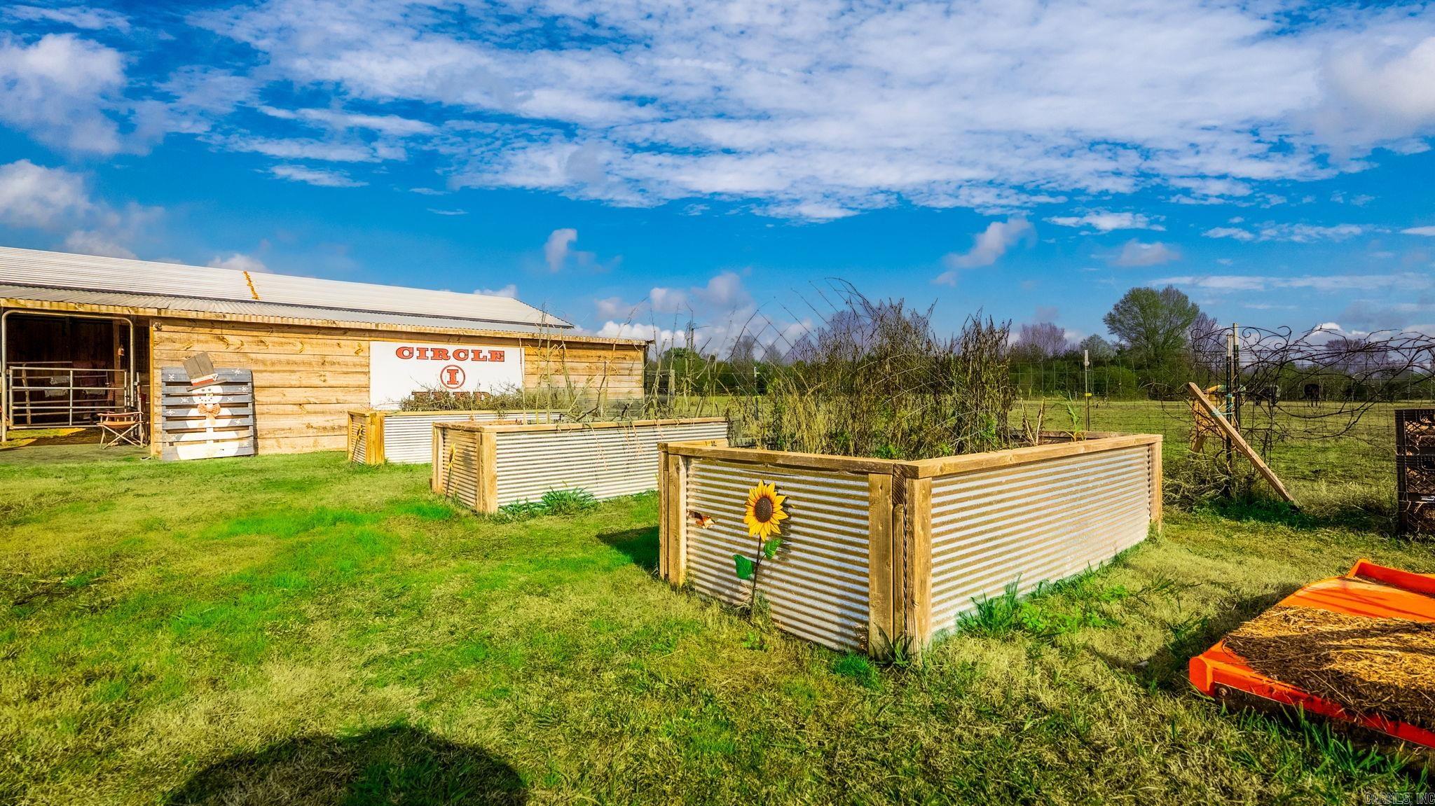 36 N Mt Olive  Vilonia, AR