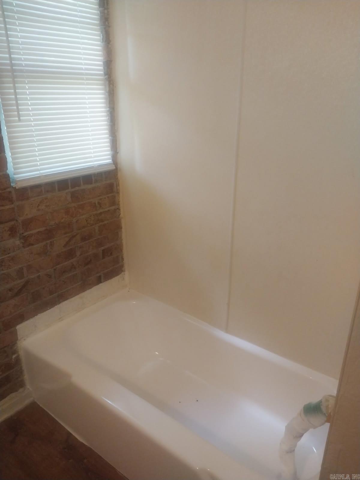 521 W 2nd  Pine Bluff, AR