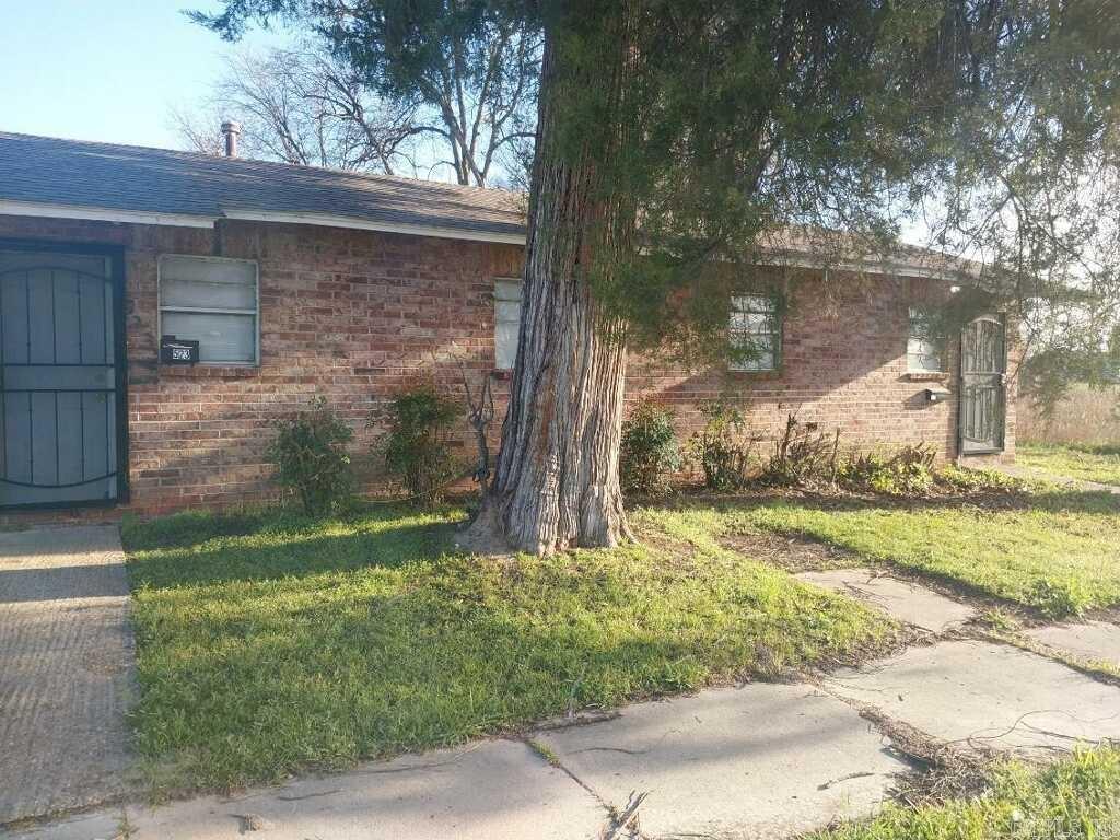 521 W 2nd  Pine Bluff, AR