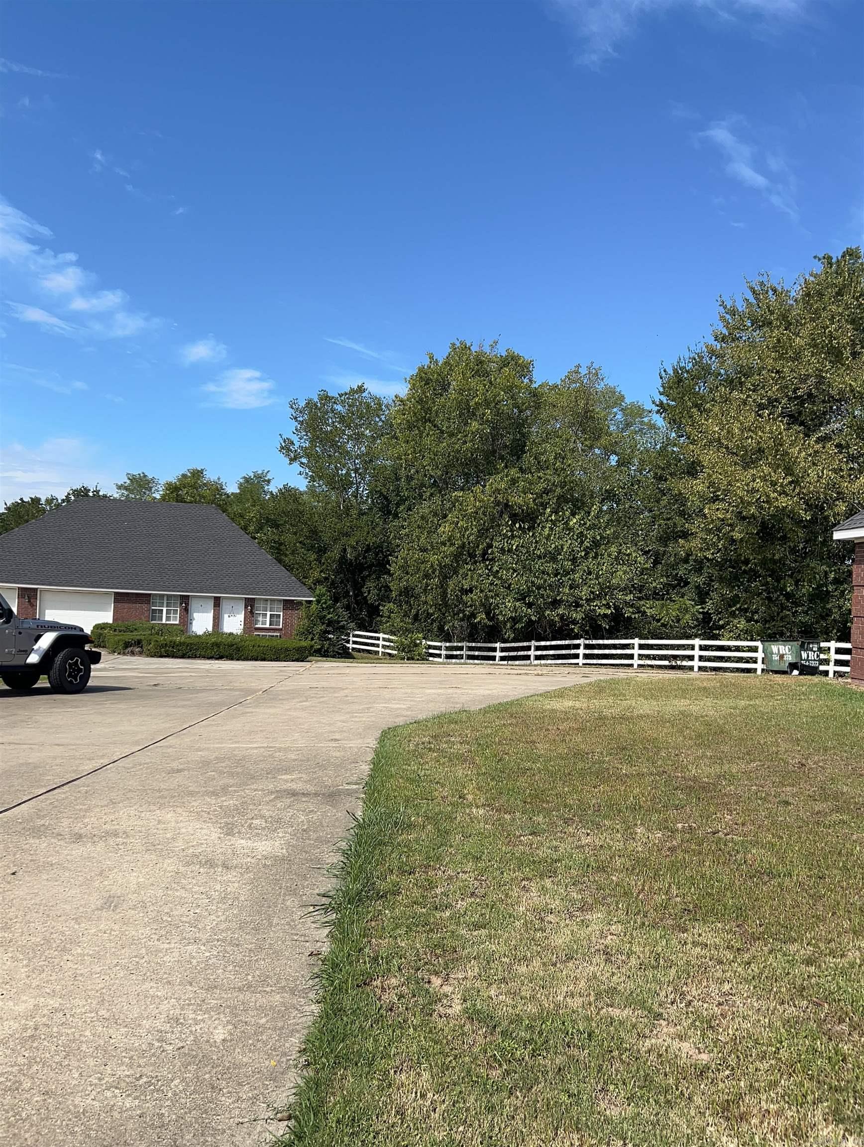 2240 W Main  Clarksville, AR