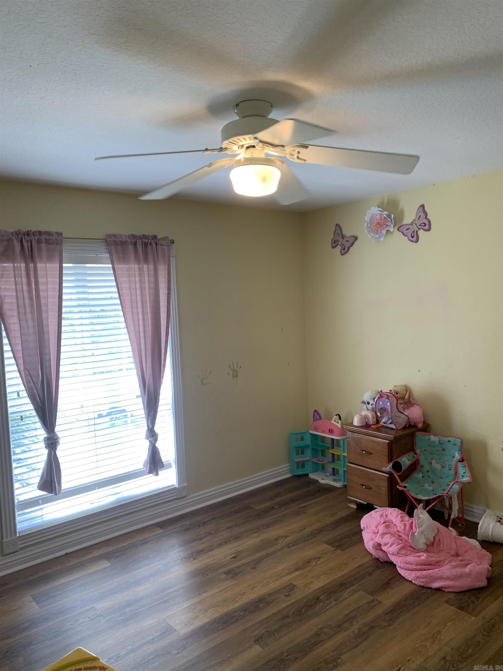 2240 W Main  Clarksville, AR