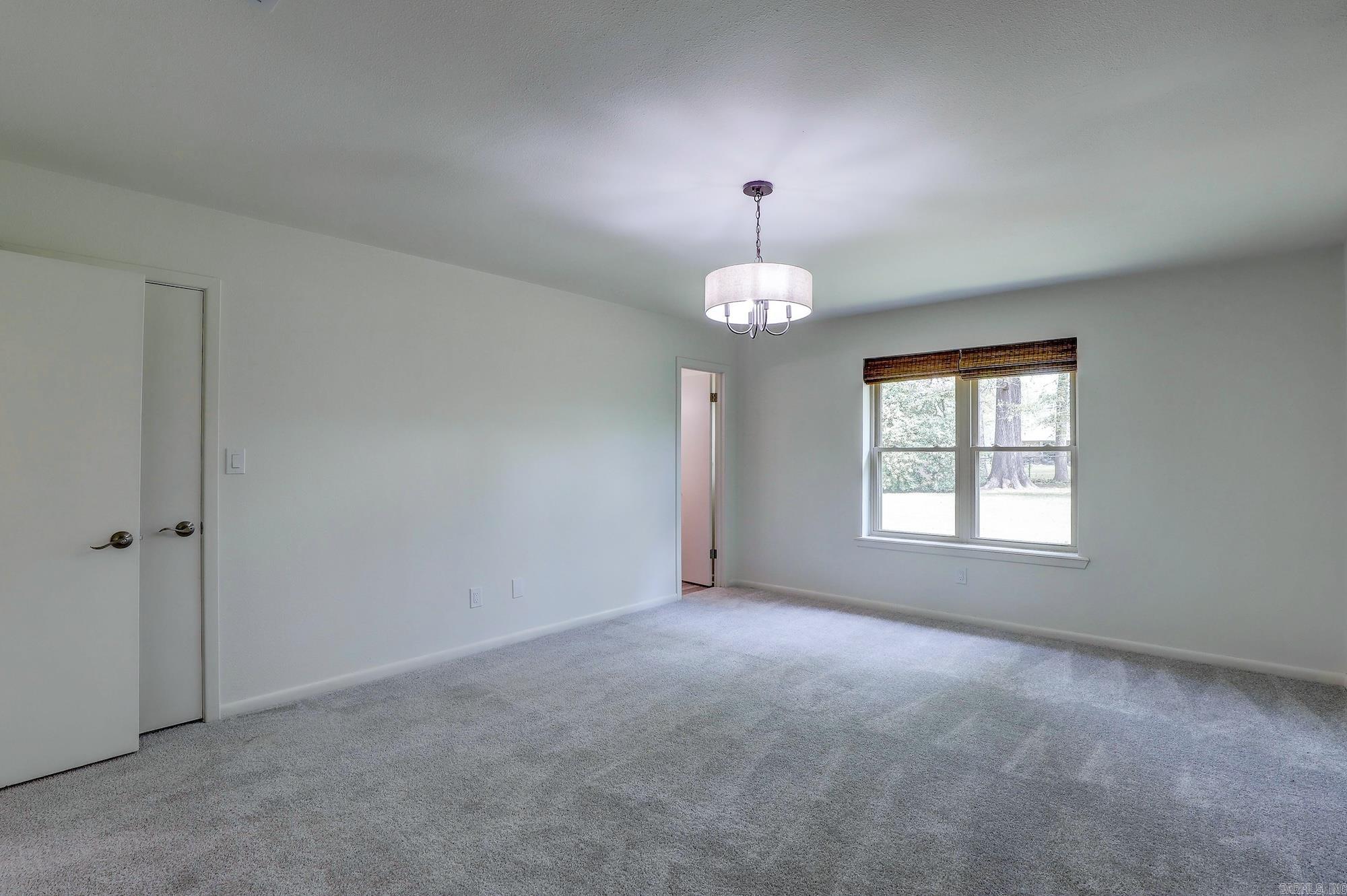 6401 Sleepy Hollow Texarkana, TX 75503