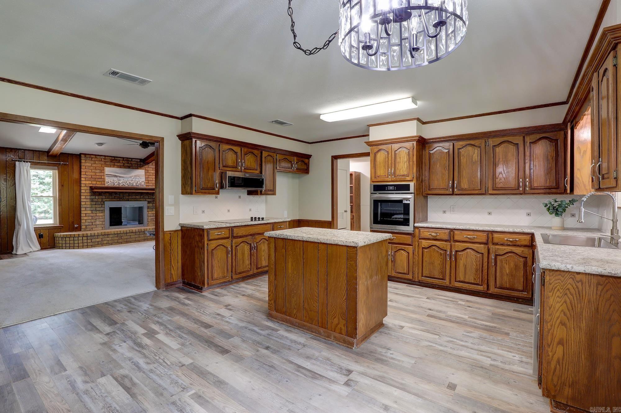 6401 Sleepy Hollow Texarkana, TX 75503