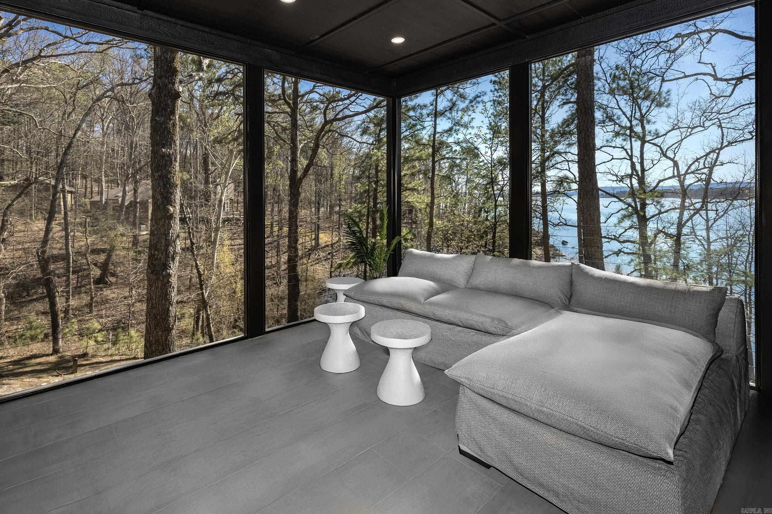 2670 Tannenbaum Rd.  Drasco, AR