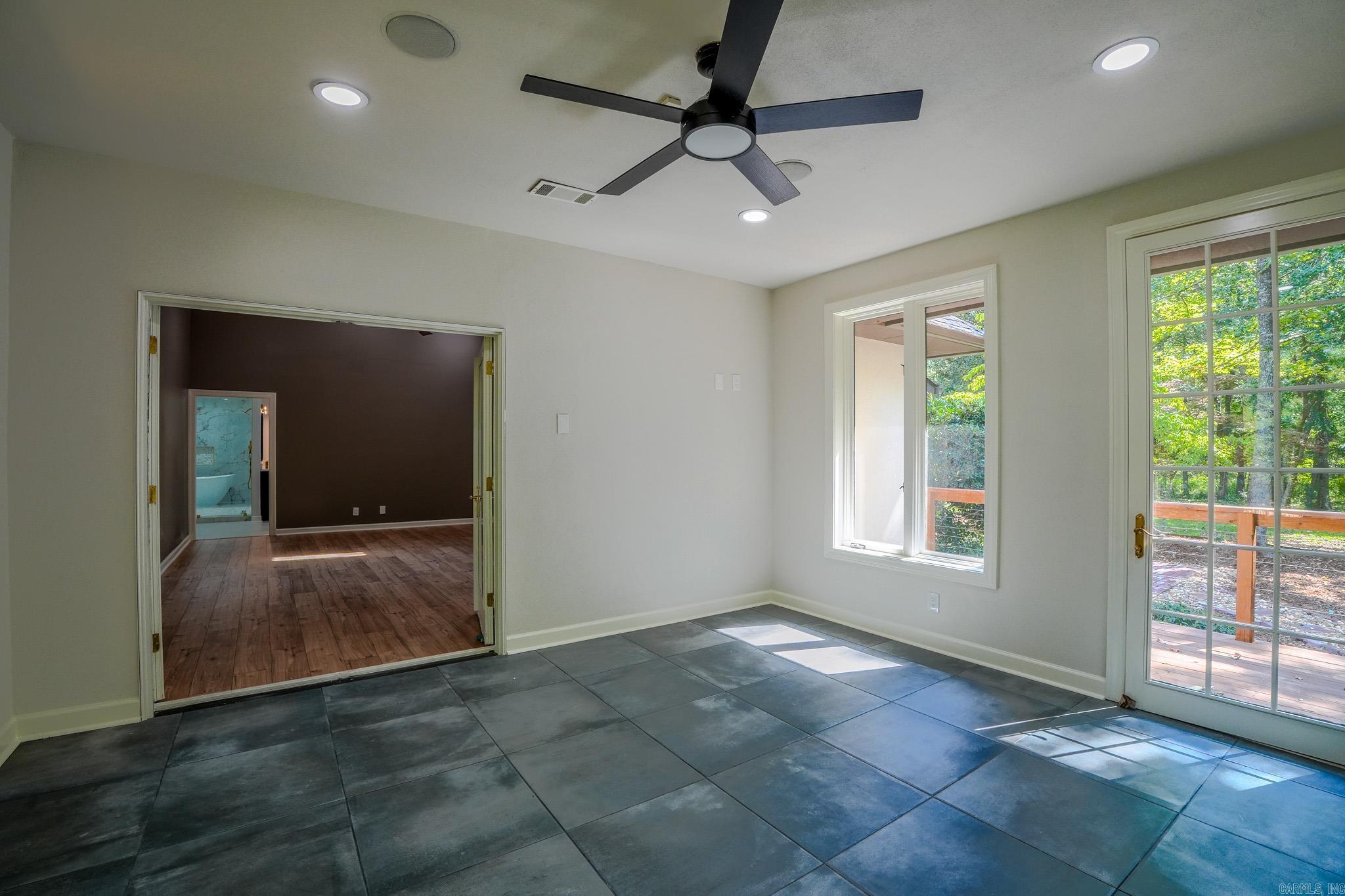 28721 Kanis  Paron, AR