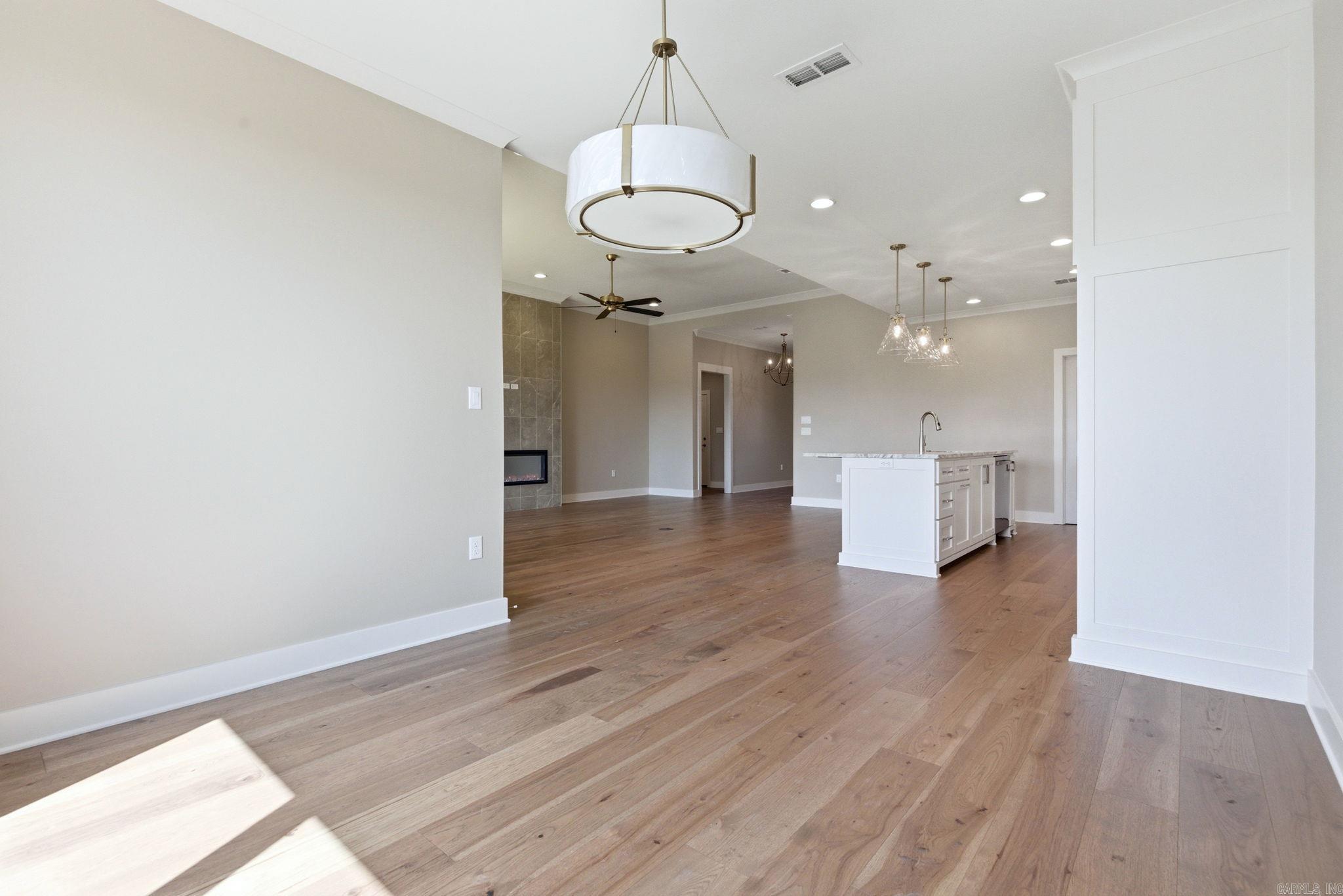 43 Mountain Brook Road Little Rock, AR 72223