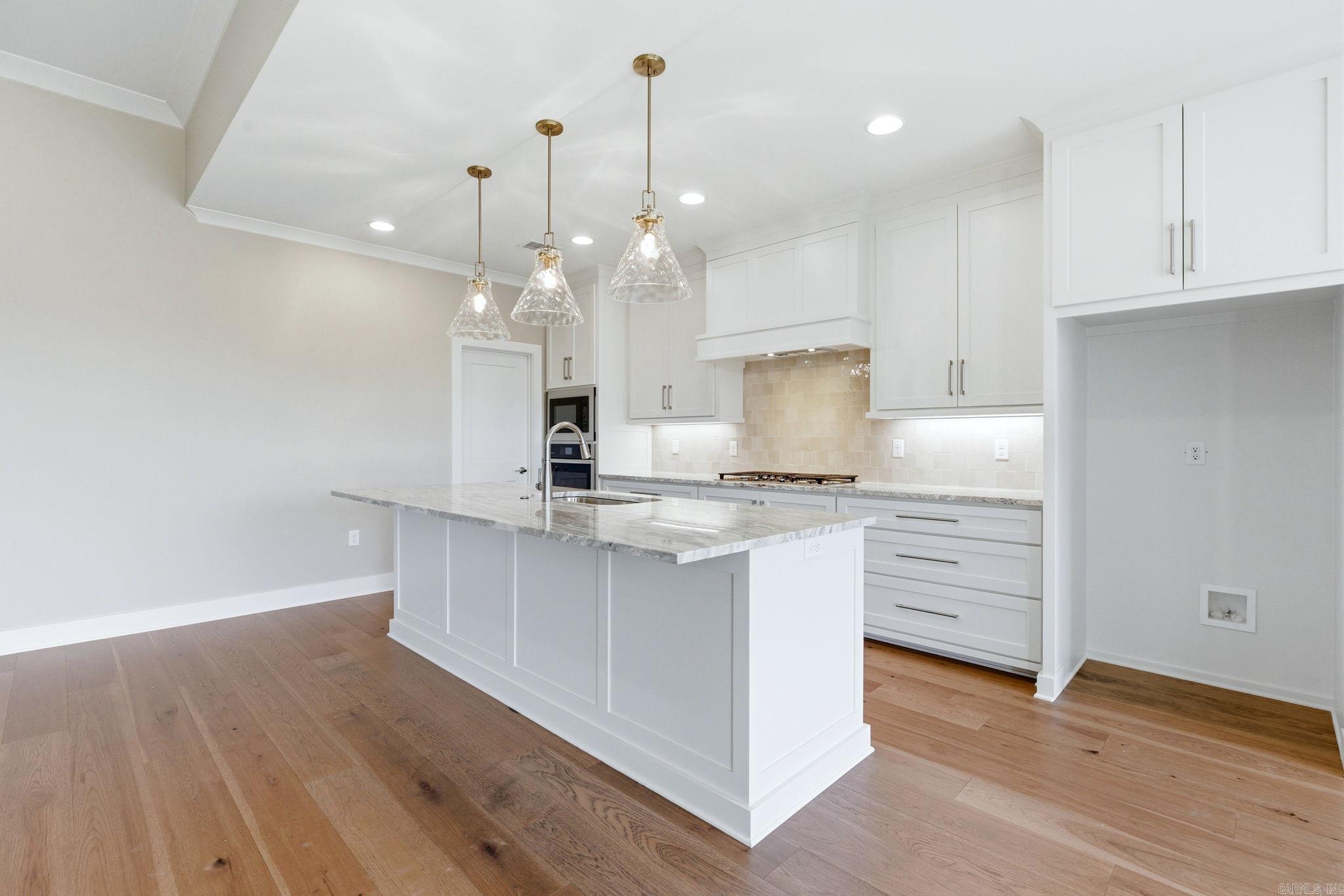 43 Mountain Brook Road Little Rock, AR 72223