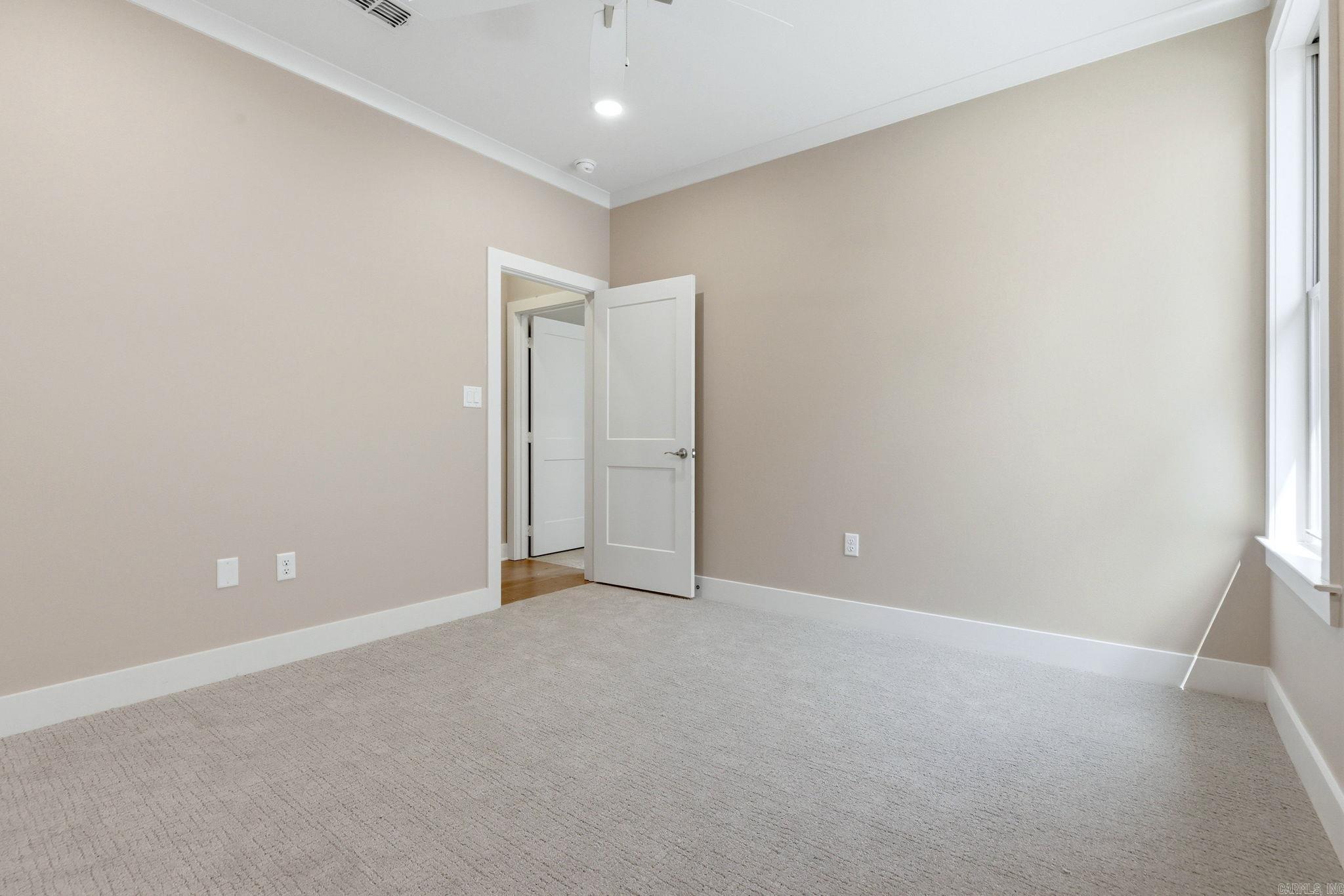 43 Mountain Brook Road Little Rock, AR 72223