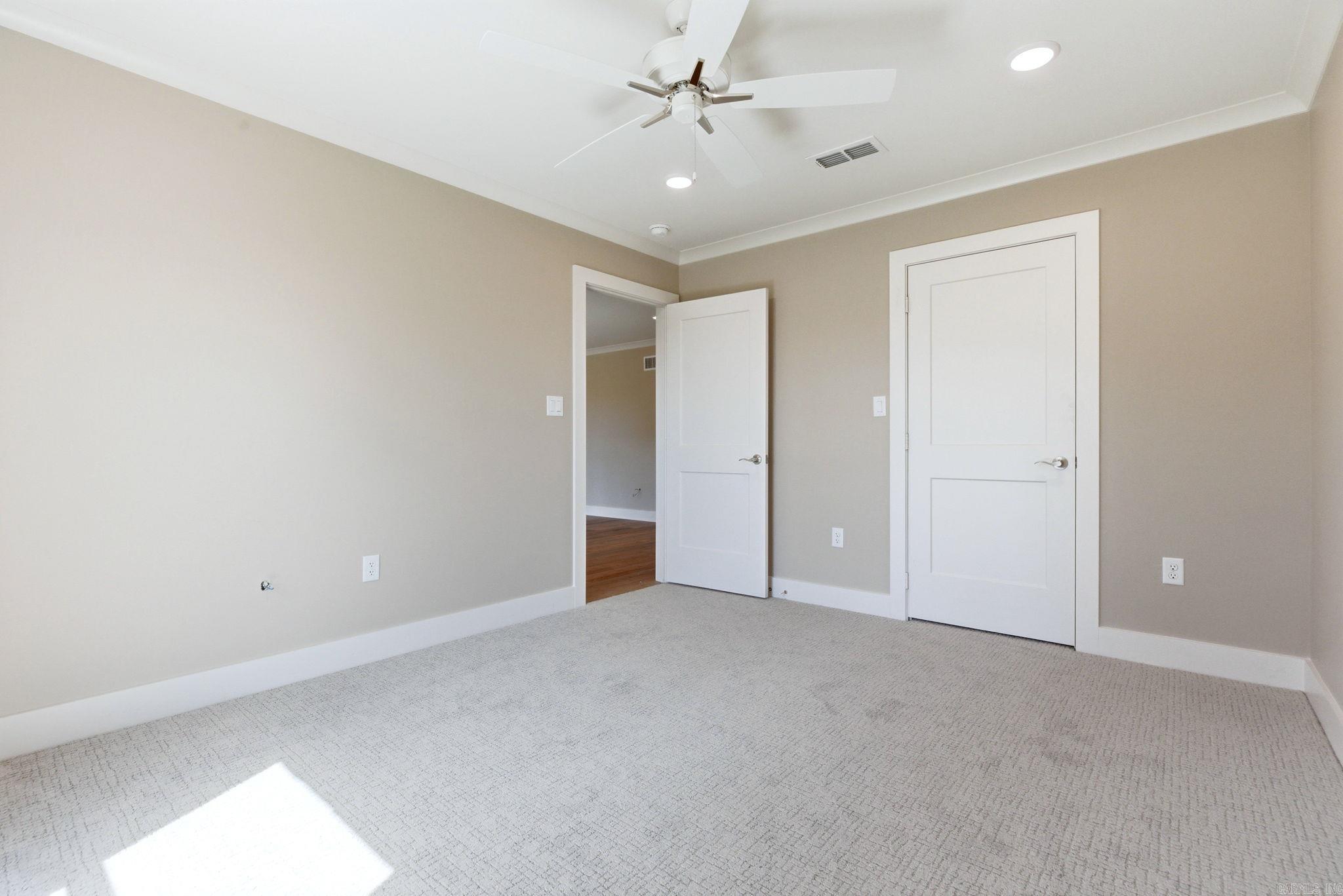 43 Mountain Brook Road Little Rock, AR 72223