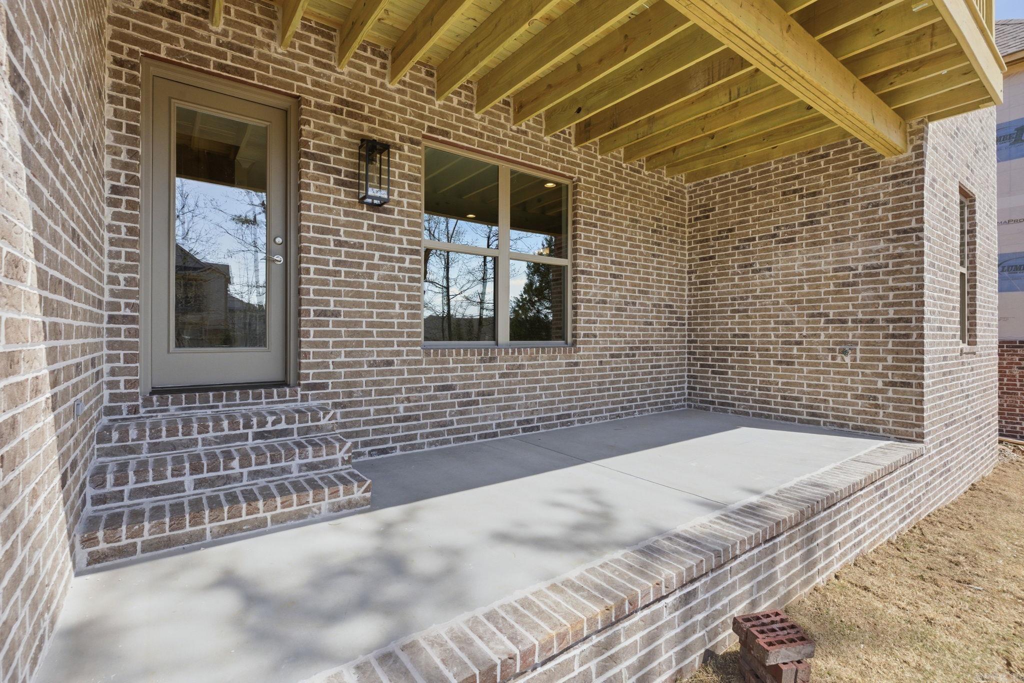 43 Mountain Brook Road Little Rock, AR 72223